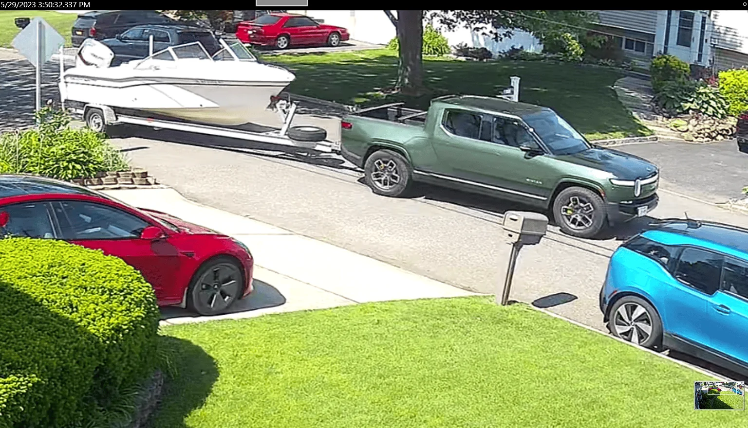 Rivian R1T R1S First Tow to the Ramp...... R1T towing 20' Grady White Boat 1685500615562