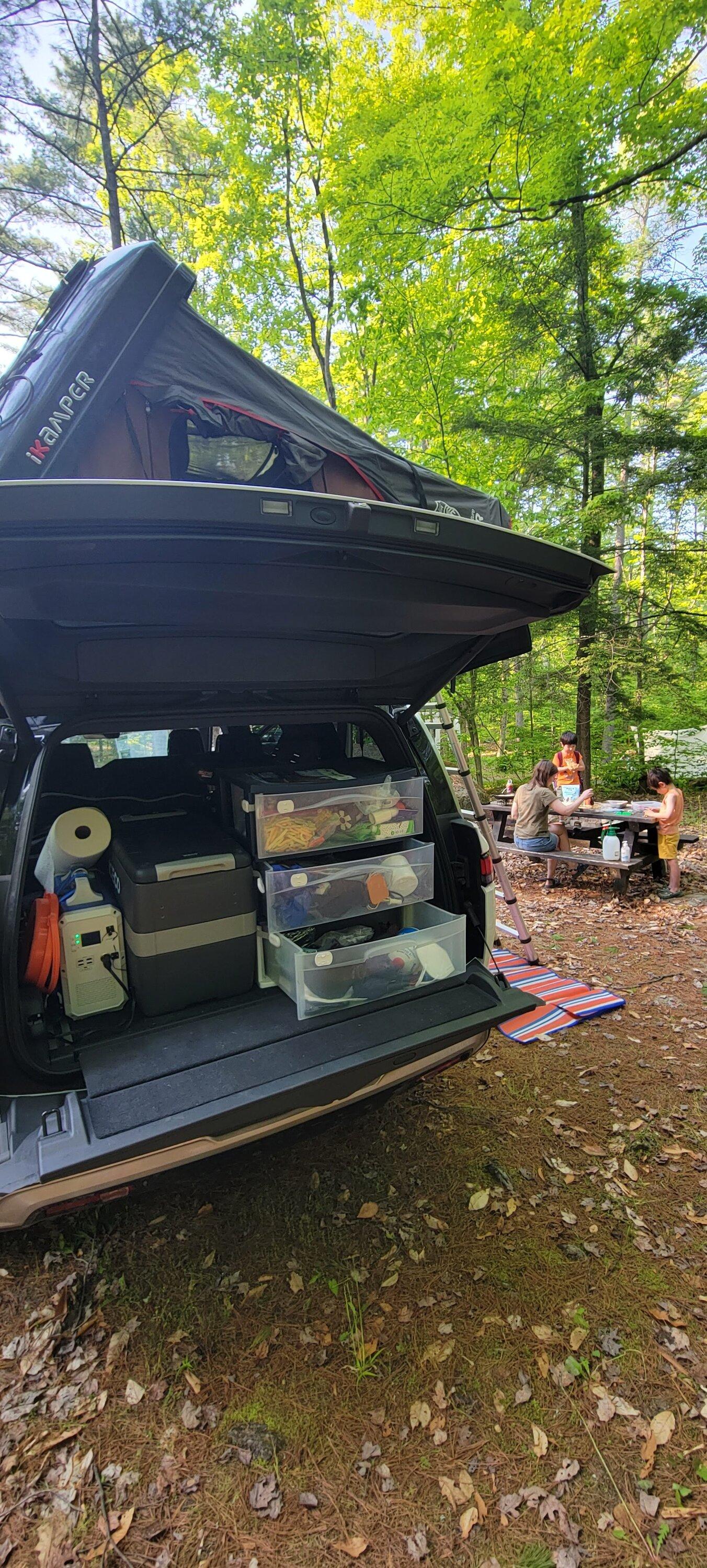 Rivian R1T R1S ? GLACIER WHITE R1S  Photos 20230527_173058