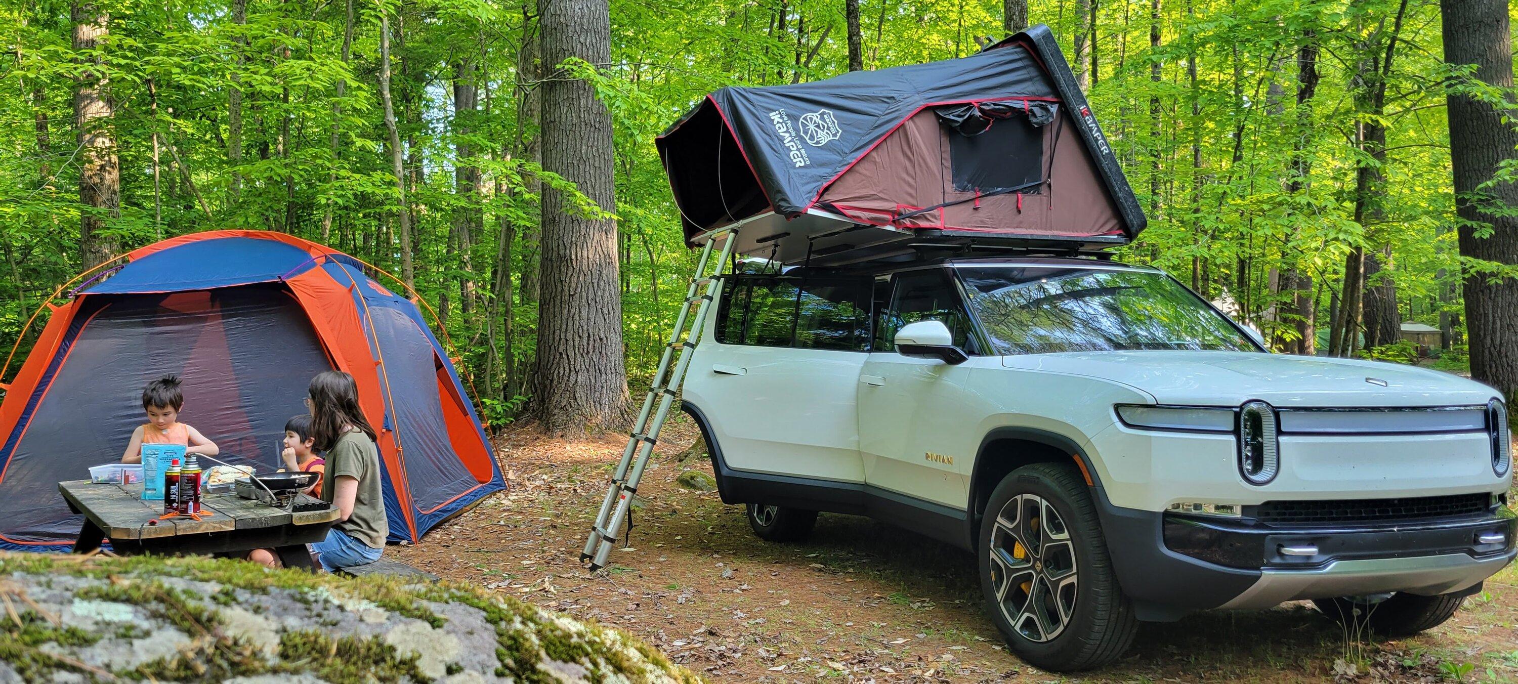 Rivian R1T R1S ? GLACIER WHITE R1S  Photos 20230527_172112