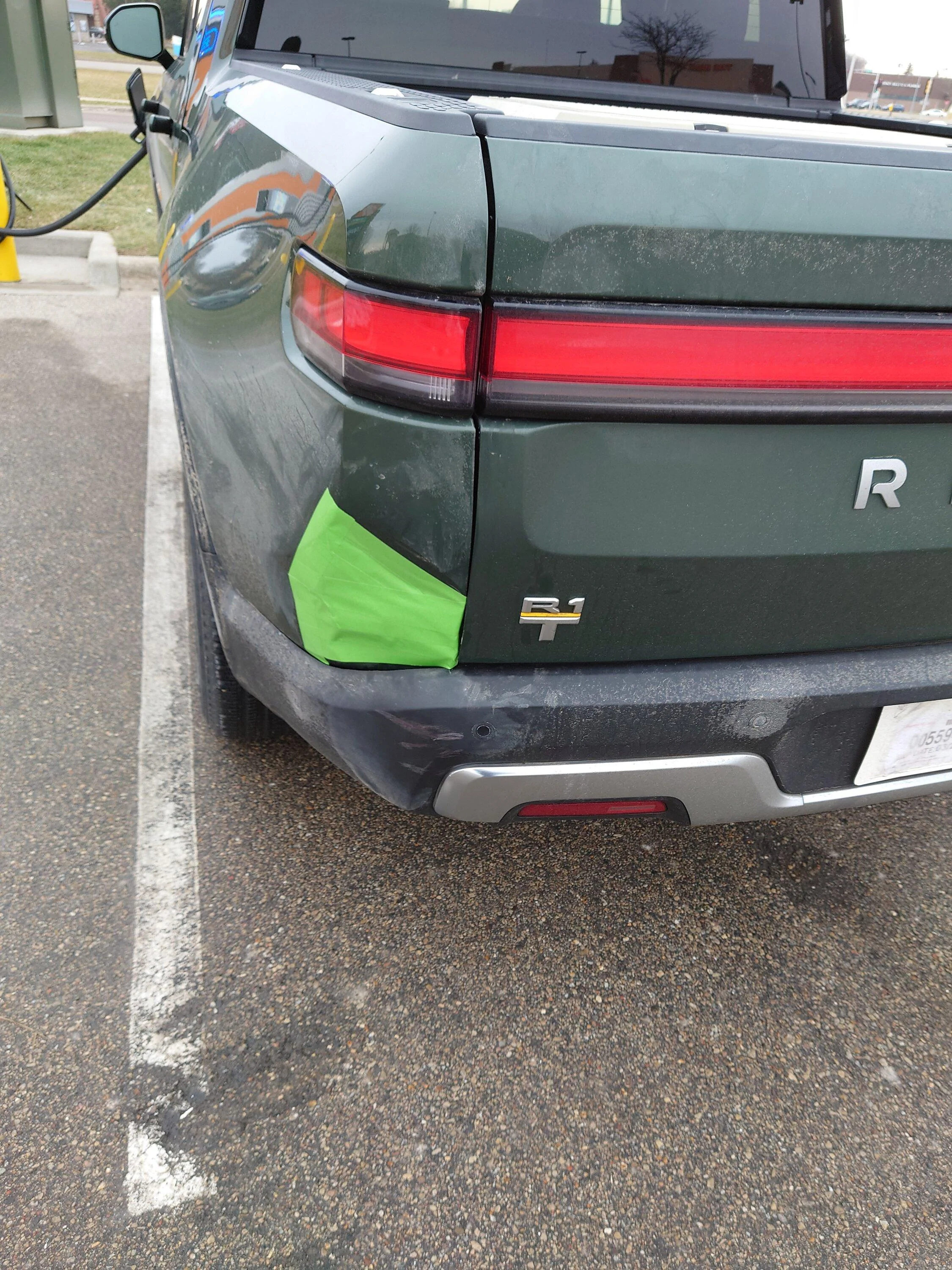 Rivian R1T R1S Rich Rebuilds: What my $37K Rivian Accident Repair Reveals about the Tesla Cybertrucks Design Flaw 20230102_110353