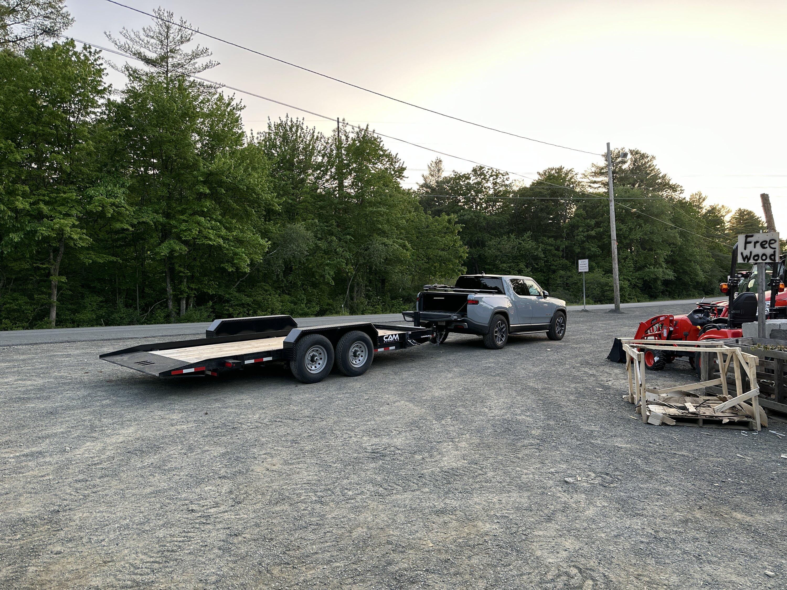 Rivian R1T R1S Tractor Hauling IMG_1480.JPG
