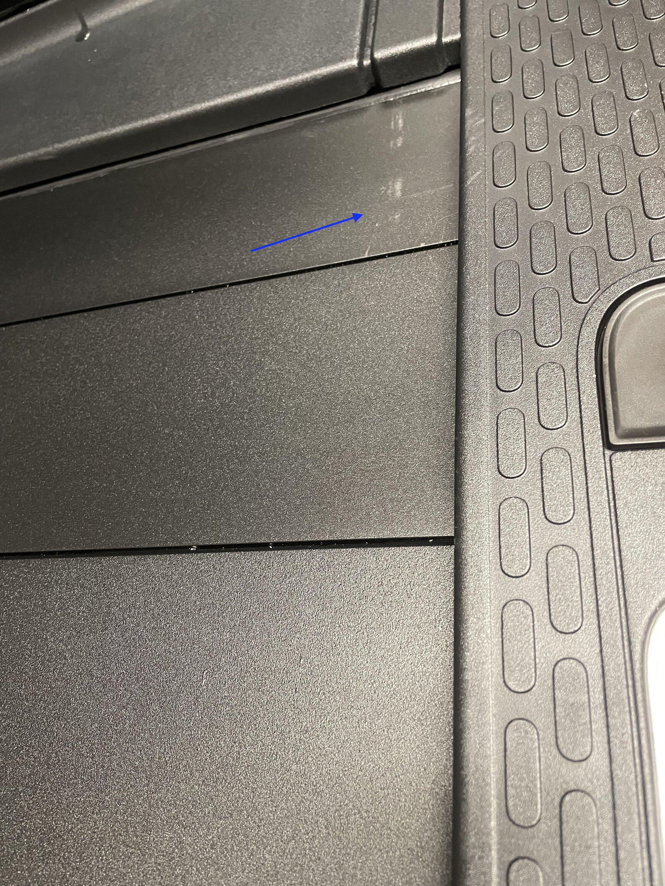 Rivian R1T R1S DIY temporary tonneau / bed cover? IMG_4007