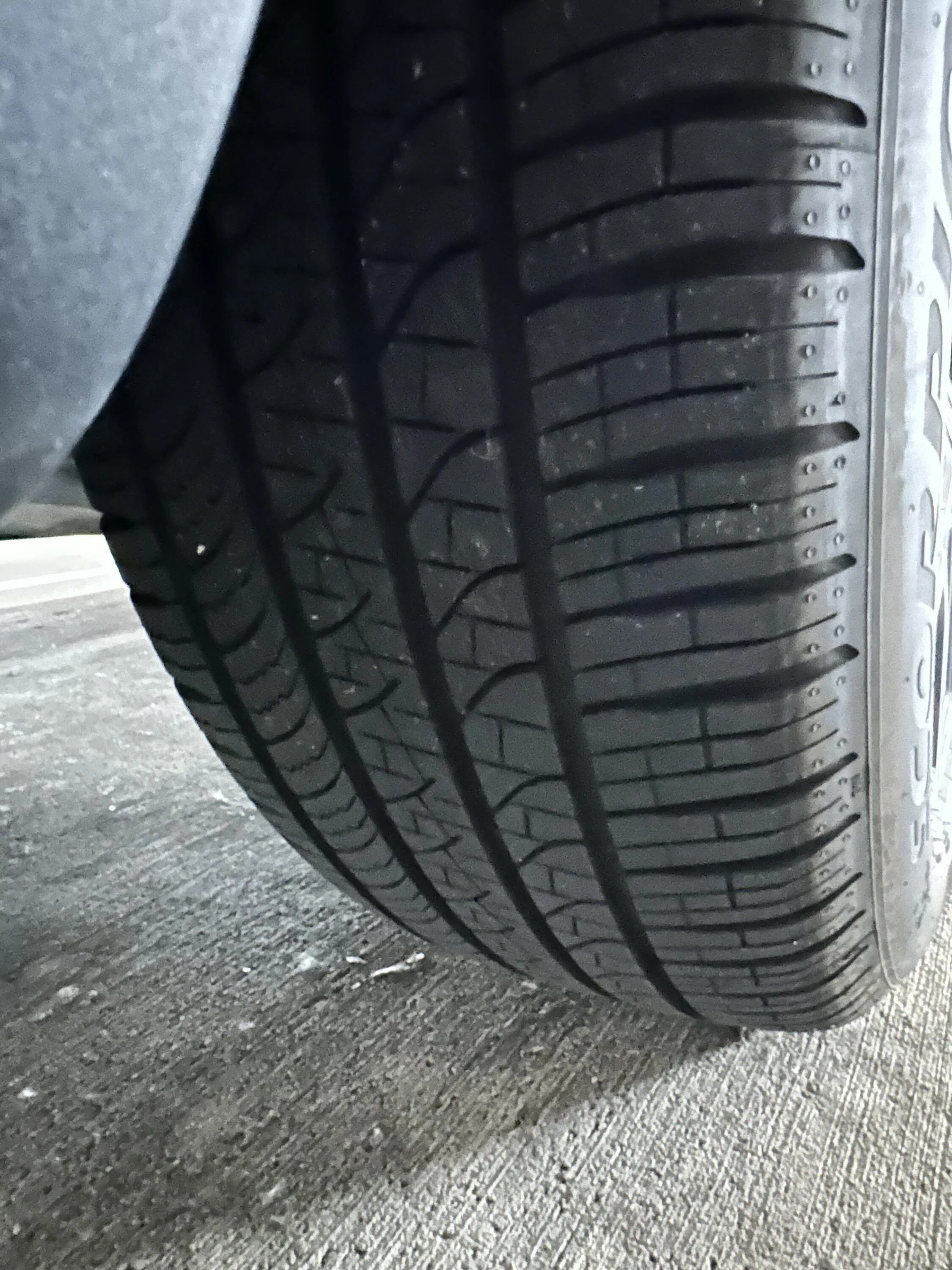 Rivian R1T R1S FS - 22” sport brights - set of 5 (DFW) - $3200 - considering parting out IMG_2199