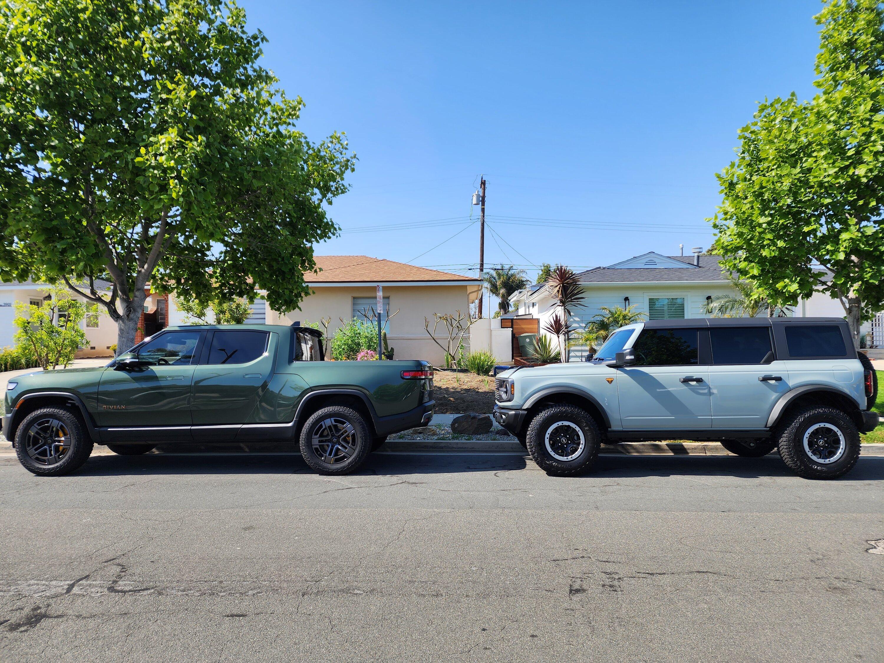 Rivian R1T R1S Ineos Grenadier drive event 20230518_155908