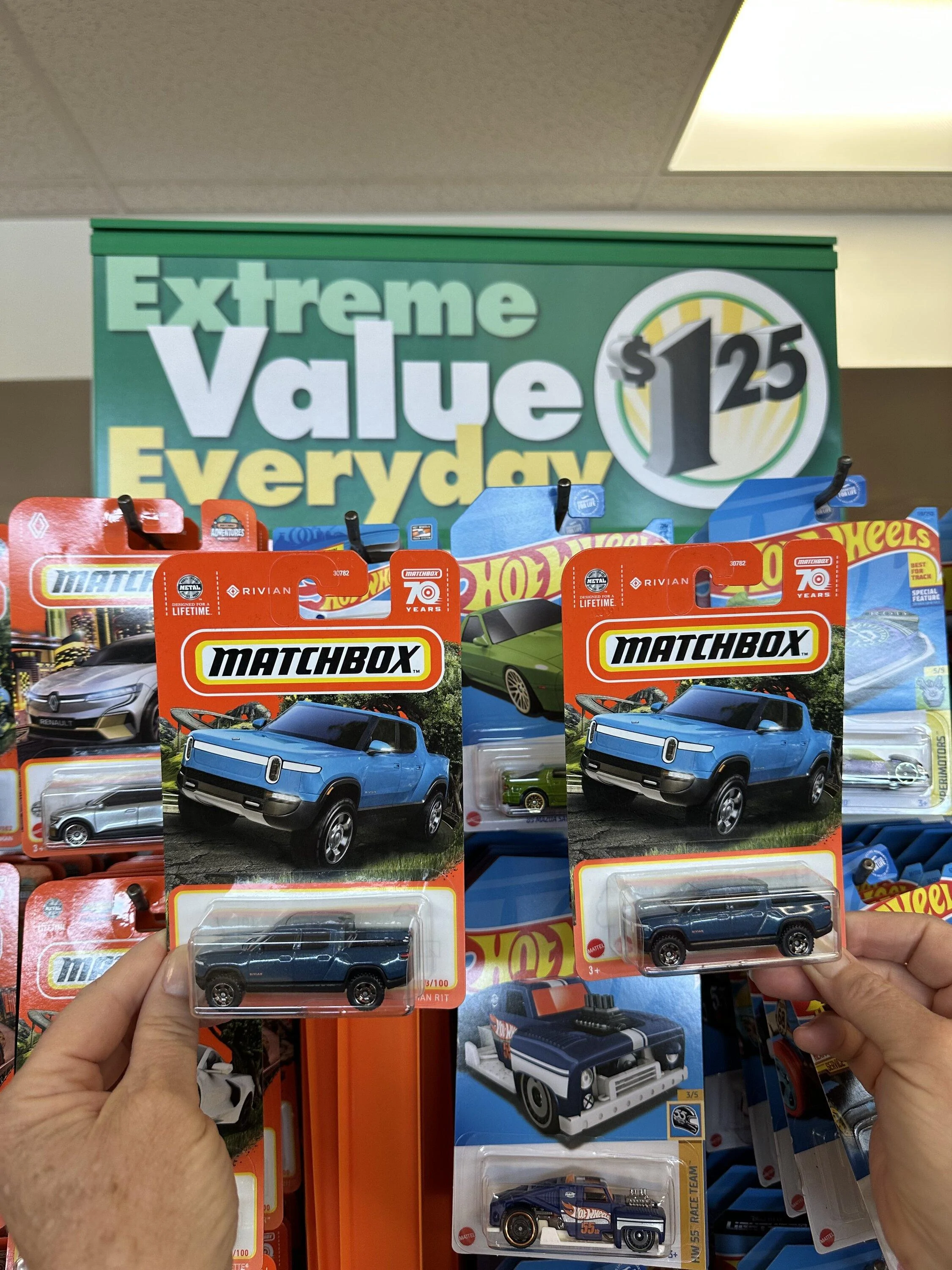 Rivian R1T R1S Matchbox Rivian R1T is Released! IMG_0063