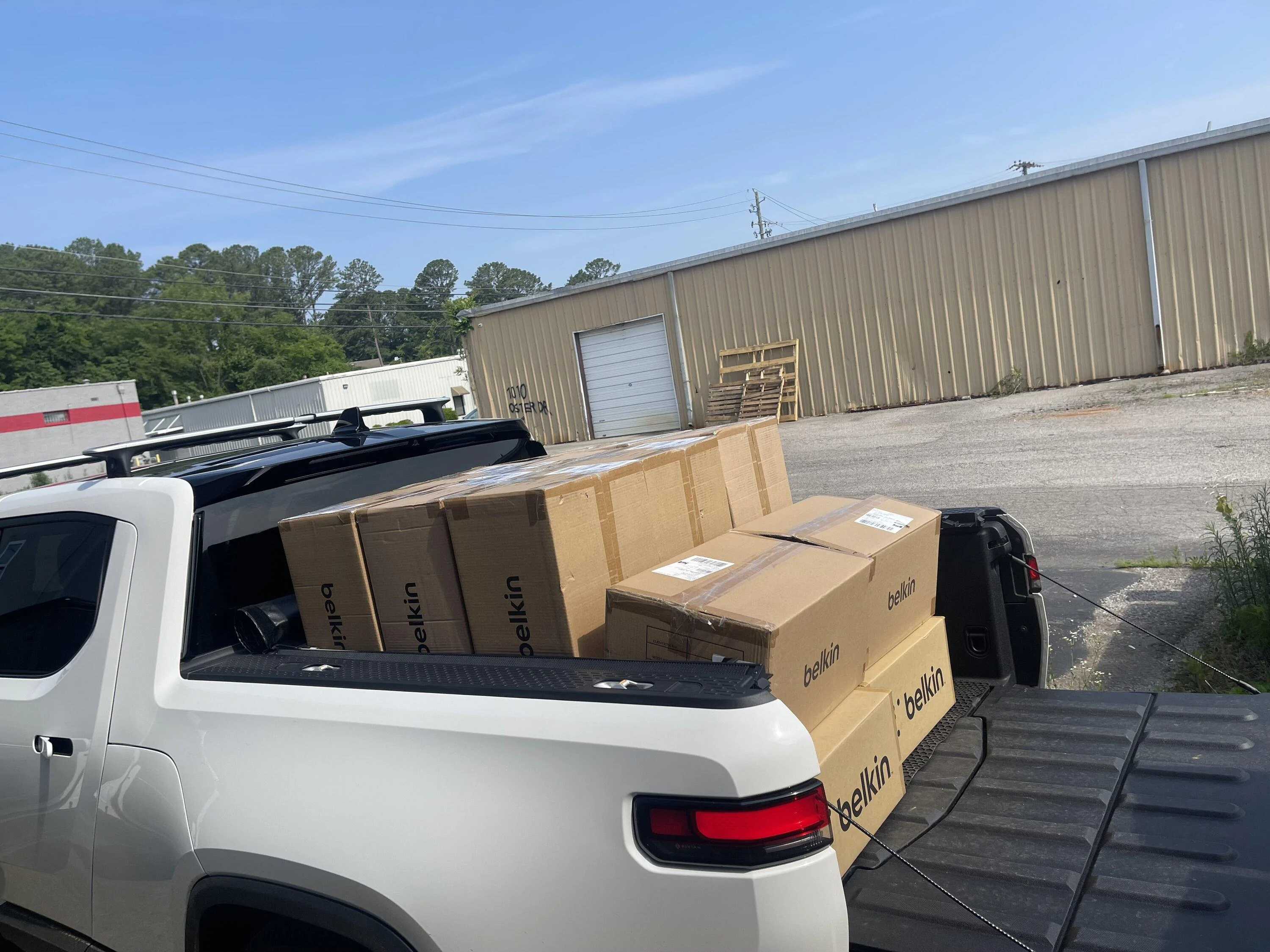 Rivian R1T R1S Drywall sheets?  No problem.  R1T can fit a bunch of 4x8 material with ease. IMG_1754