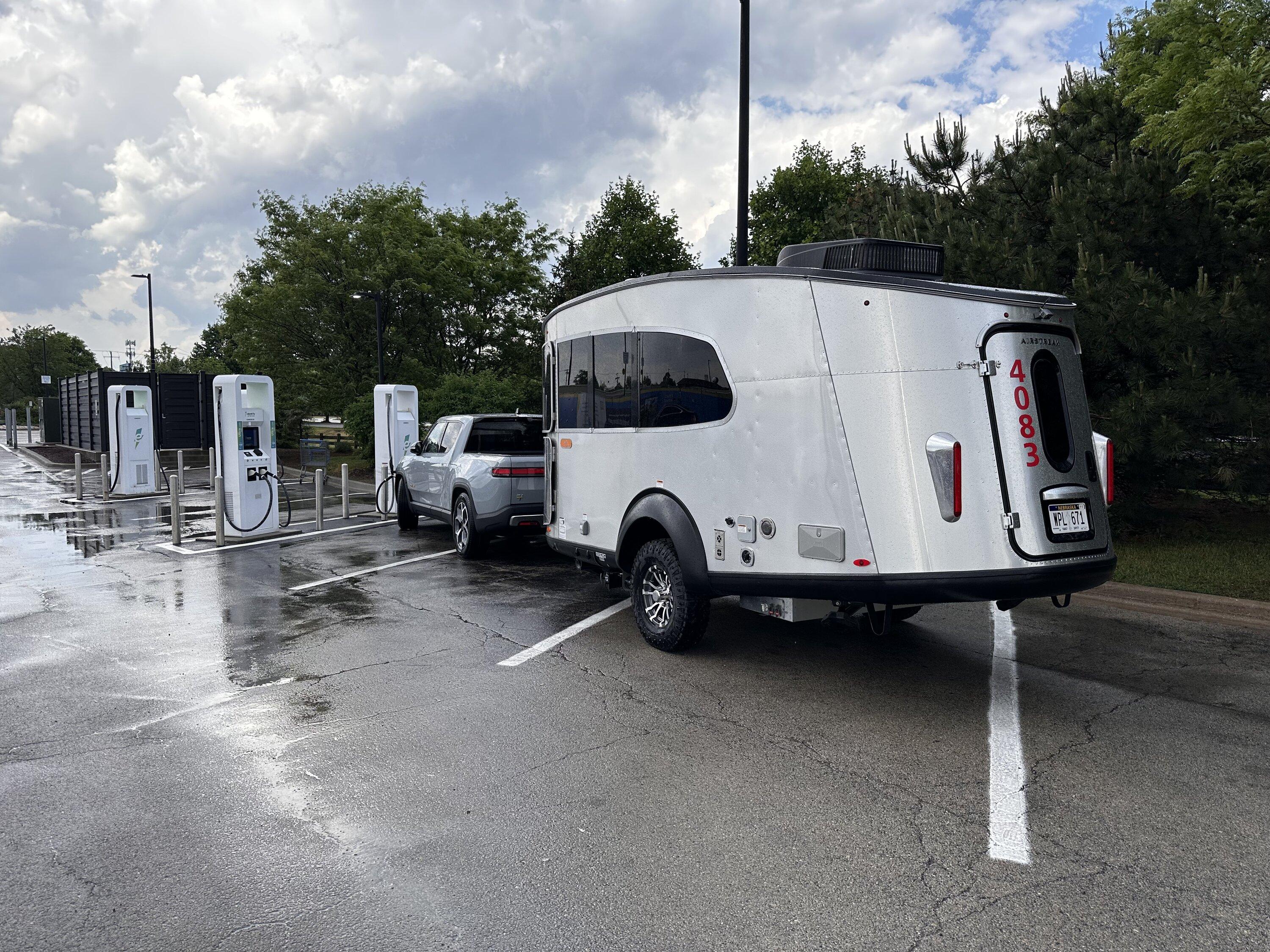 Rivian R1T R1S Towing + Efficiency: Please post your experience! IMG_0912