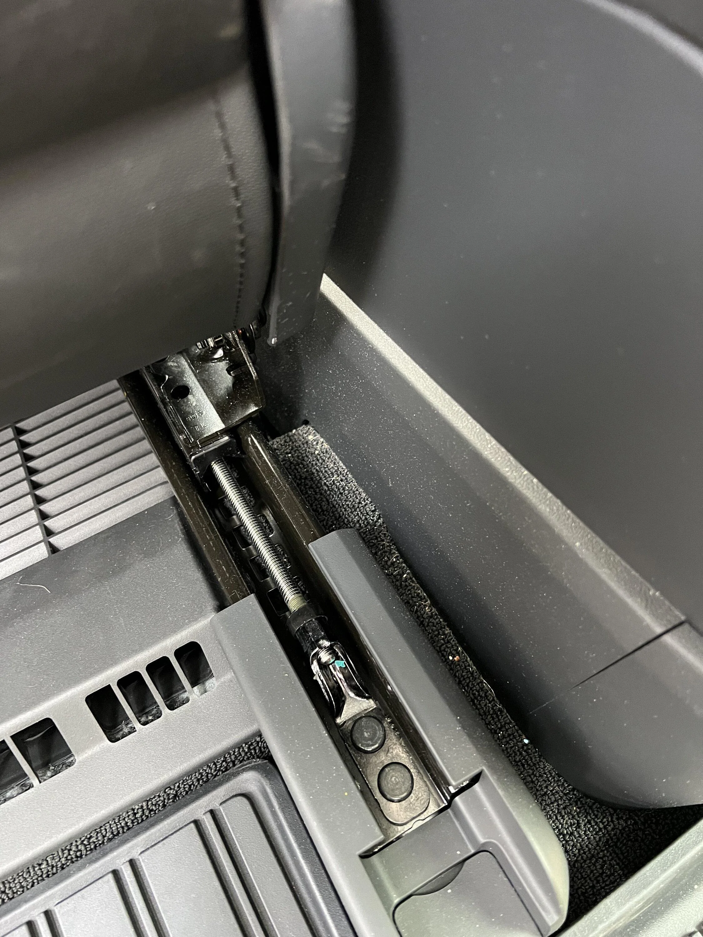 Rivian R1T R1S Lost wedding ring under seat / center console 4E5831A2-8141-468F-AA34-61AE2E59A59A