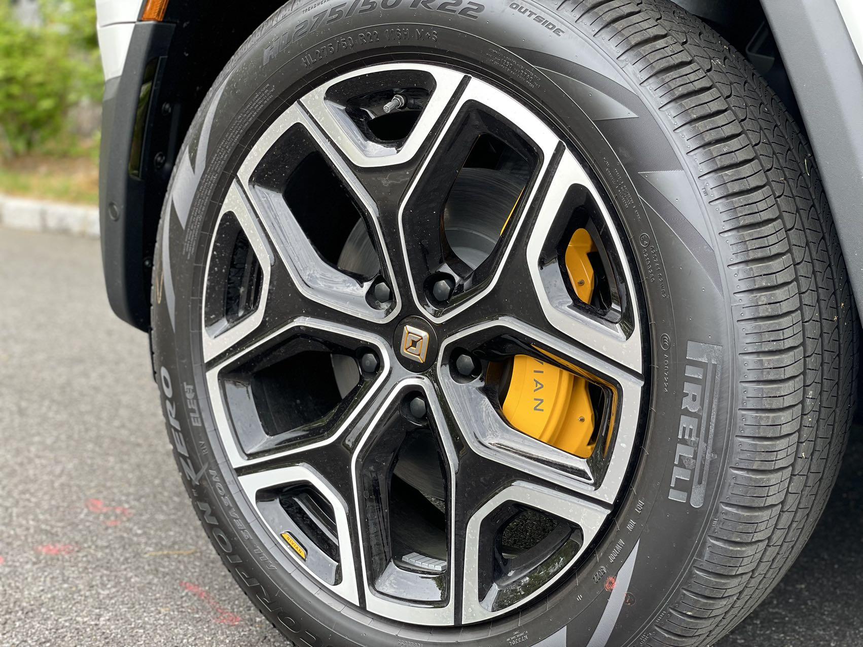 Rivian R1T R1S For Sale R1S Launch Edition - Glacier White / Ocean Coast / 22” Sport Bright - NYC Long Island Area 2ea8338a16ff8a75ba939d32654ba8ed