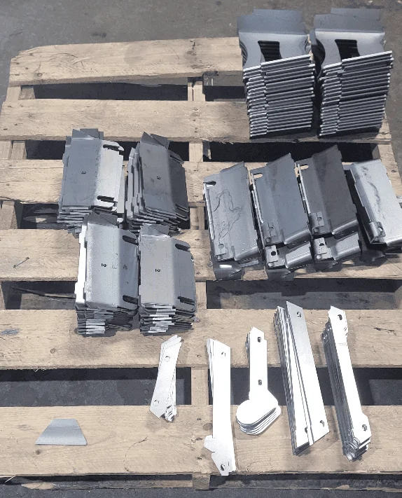 Rivian R1T R1S Introducing RMaxx Running Boards & Rock Sliders for Rivian R1T / R1S from Team 1EV Screenshot 2023-06-08 at 12.22.41 PM