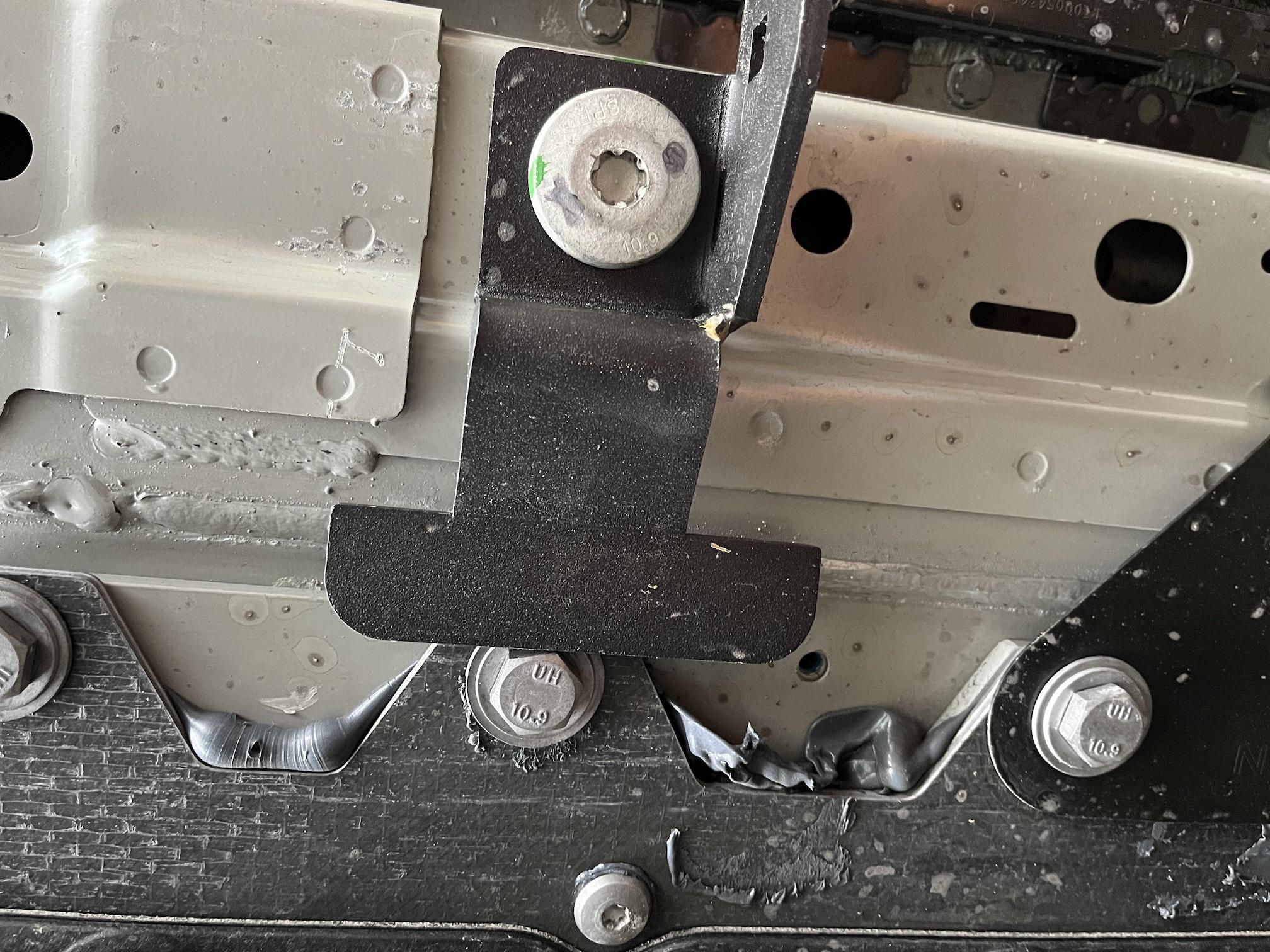 Rivian R1T R1S Introducing RMaxx Running Boards & Rock Sliders for Rivian R1T / R1S from Team 1EV 2