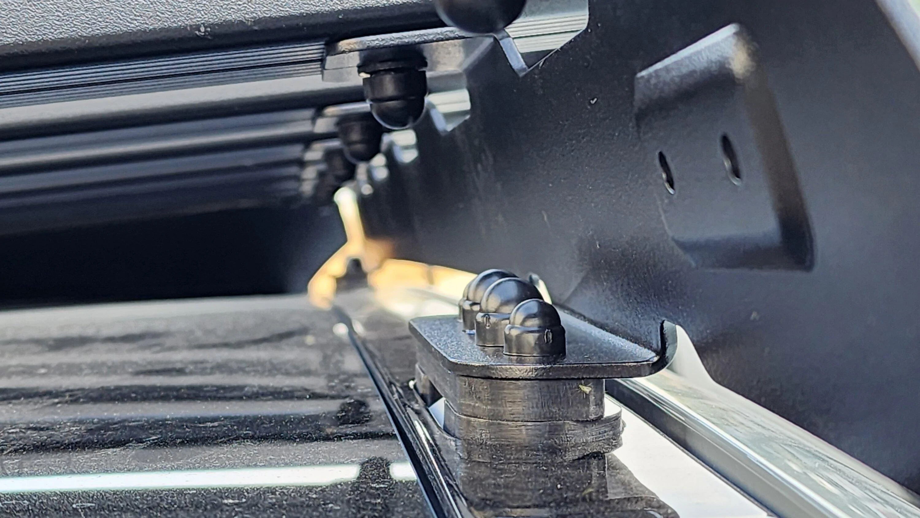 Rivian R1T R1S *New Product Alert* Front Runner Slimline II Roof Rack Installed. 20230609_181842