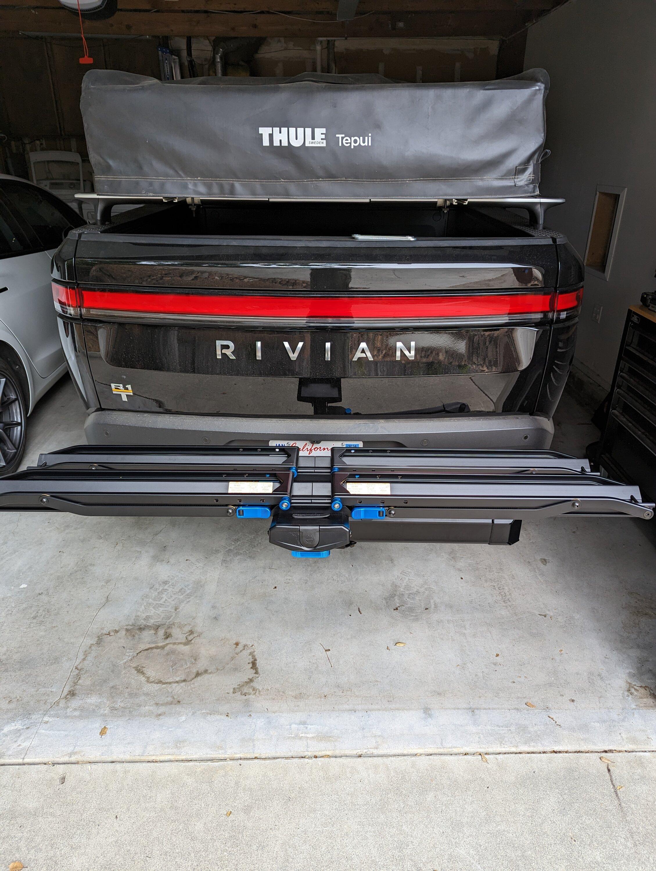 Rivian R1T R1S RockyMounts AfterParty Hitch rack - installed photos & review 1000003198