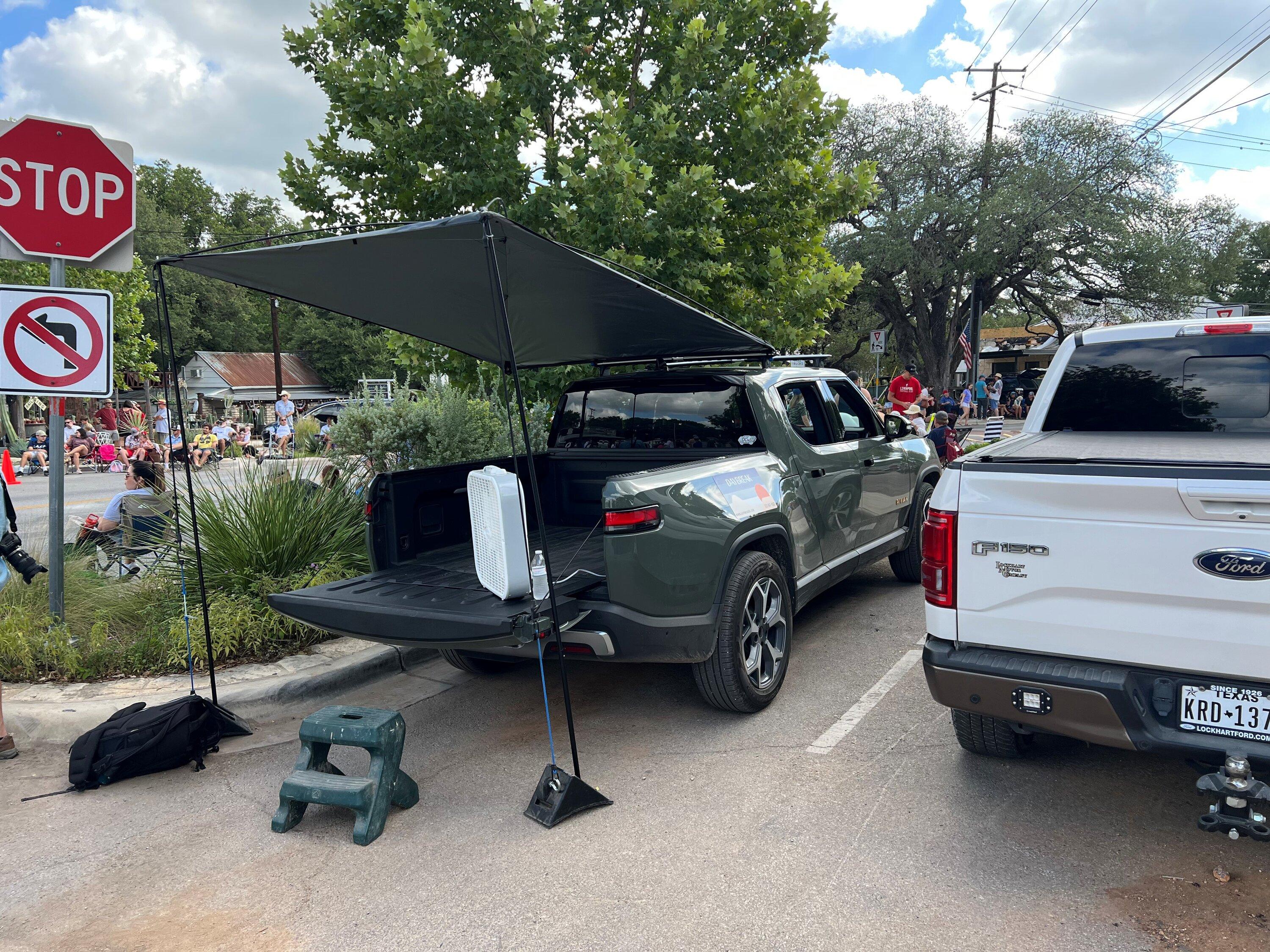 Rivian R1T R1S Moonshade awning installed MOONSHADE 2