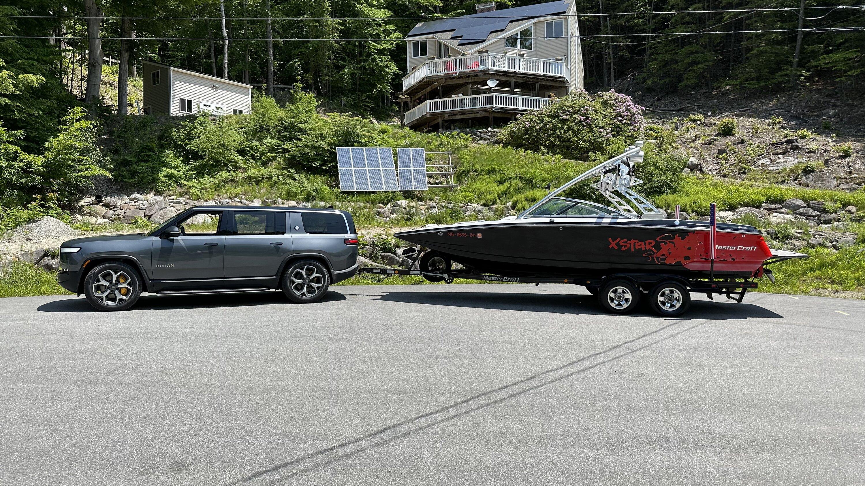 Rivian R1T R1S First tow with new R1S IMG_1823