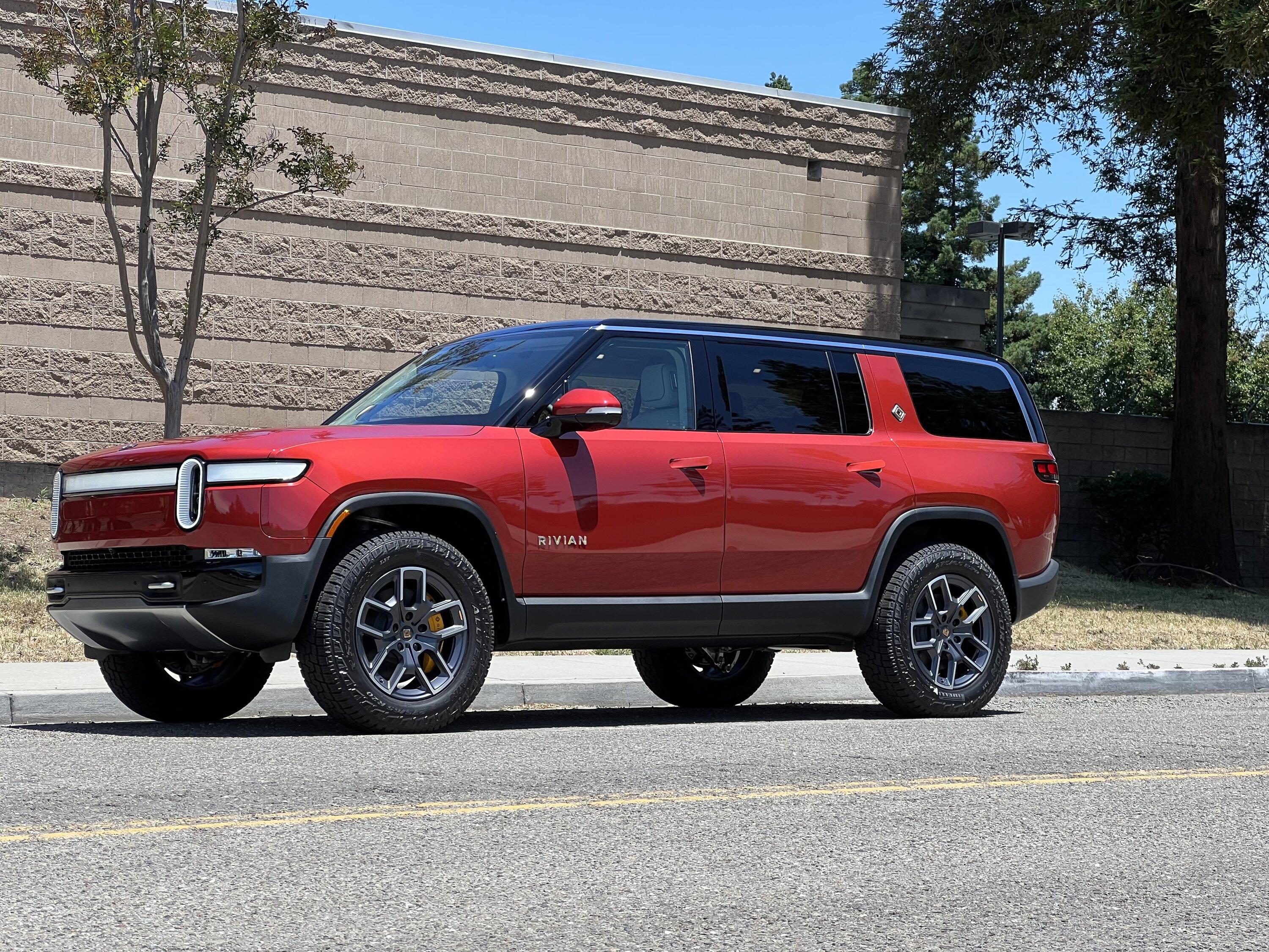 Rivian R1T R1S RED CANYON Rivian Photos IMG_7259