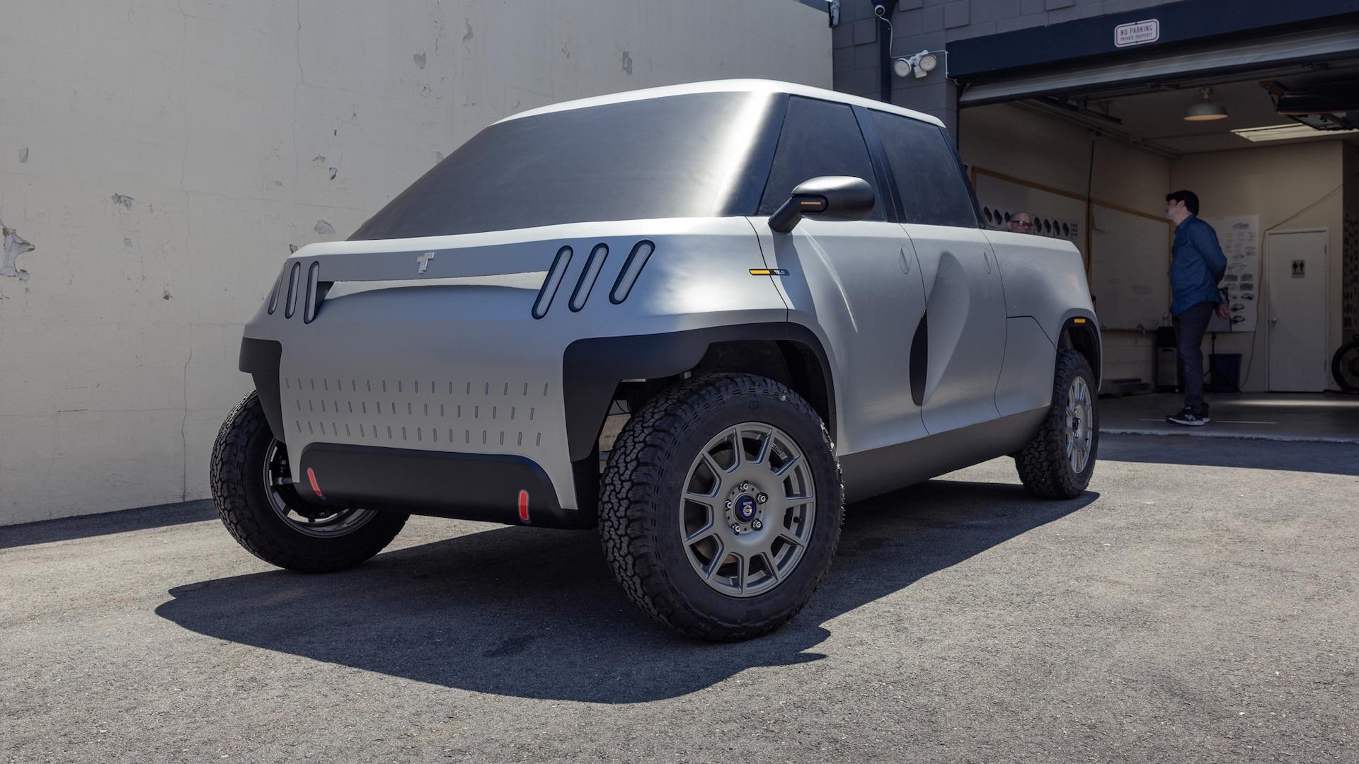 Rivian R1T R1S Telo EV Pickup Truck first look: 5 seats, 5 foot bed, 350 miles range, 0-60 in 4 seconds, size of Mini Cooper ? 001-2024-Telo-Truck