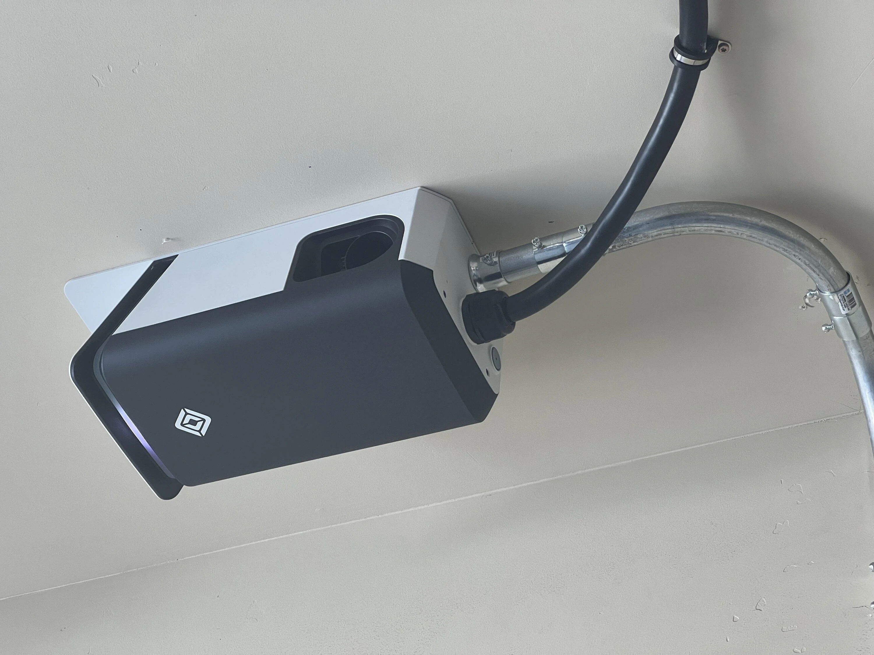 Rivian R1T R1S Ceiling mounted Rivian wall charger with drop down cord Charger_03