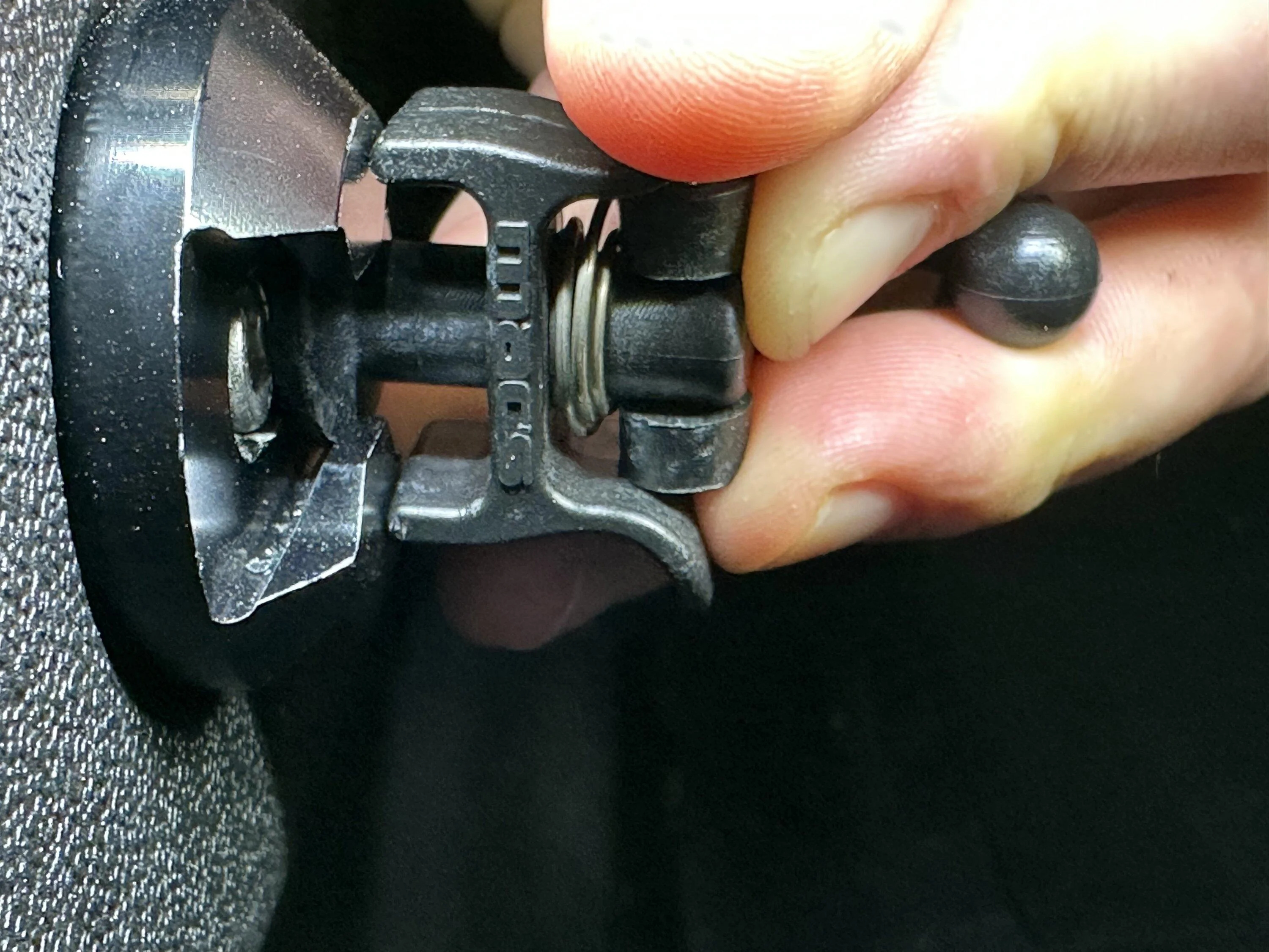 Rivian R1T R1S JEBINC’s bitchin’ no rails tie downs mod! IMG_1577