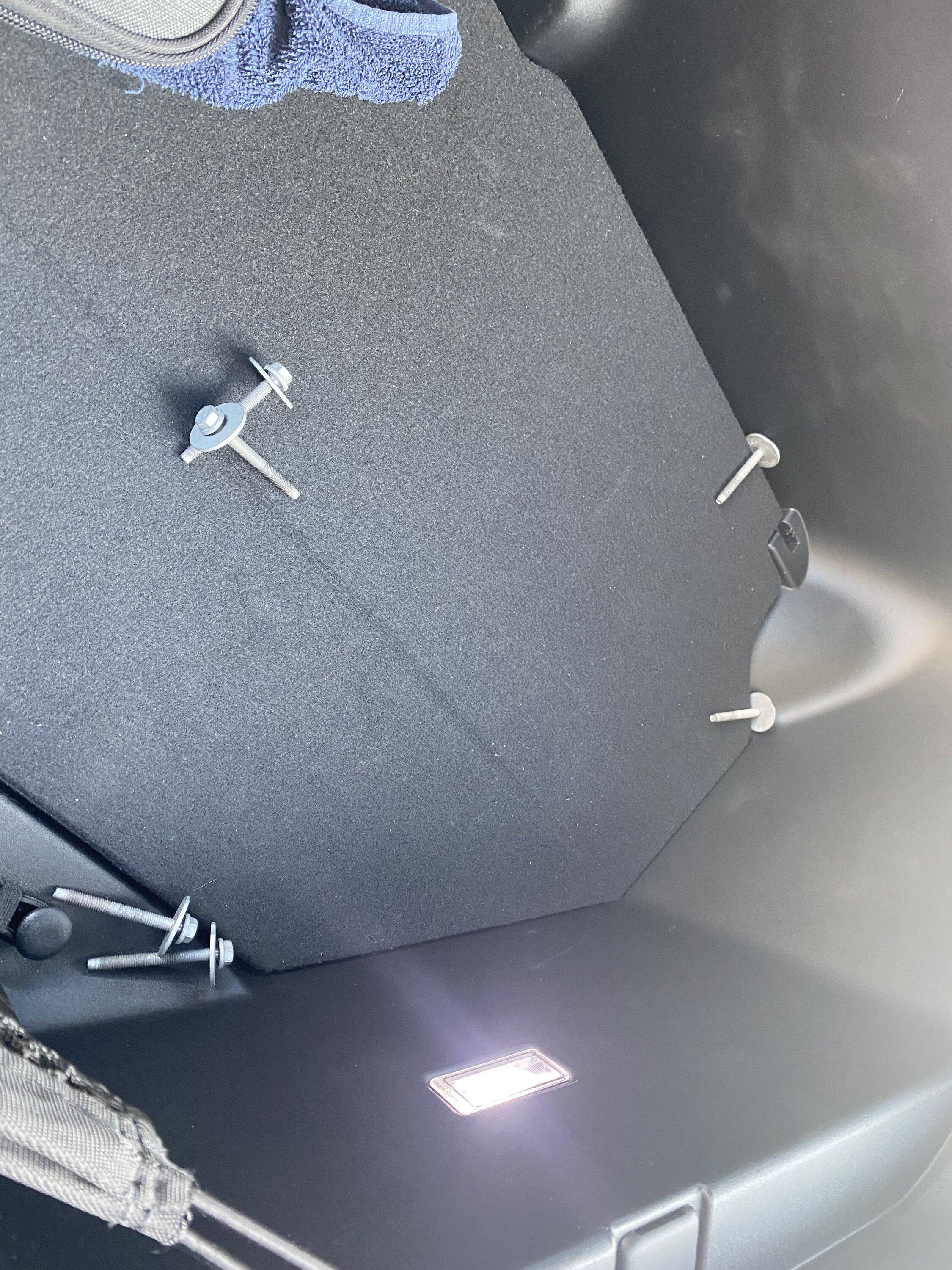 Rivian R1T R1S Terrible QC! How is service experience? IMG_7990