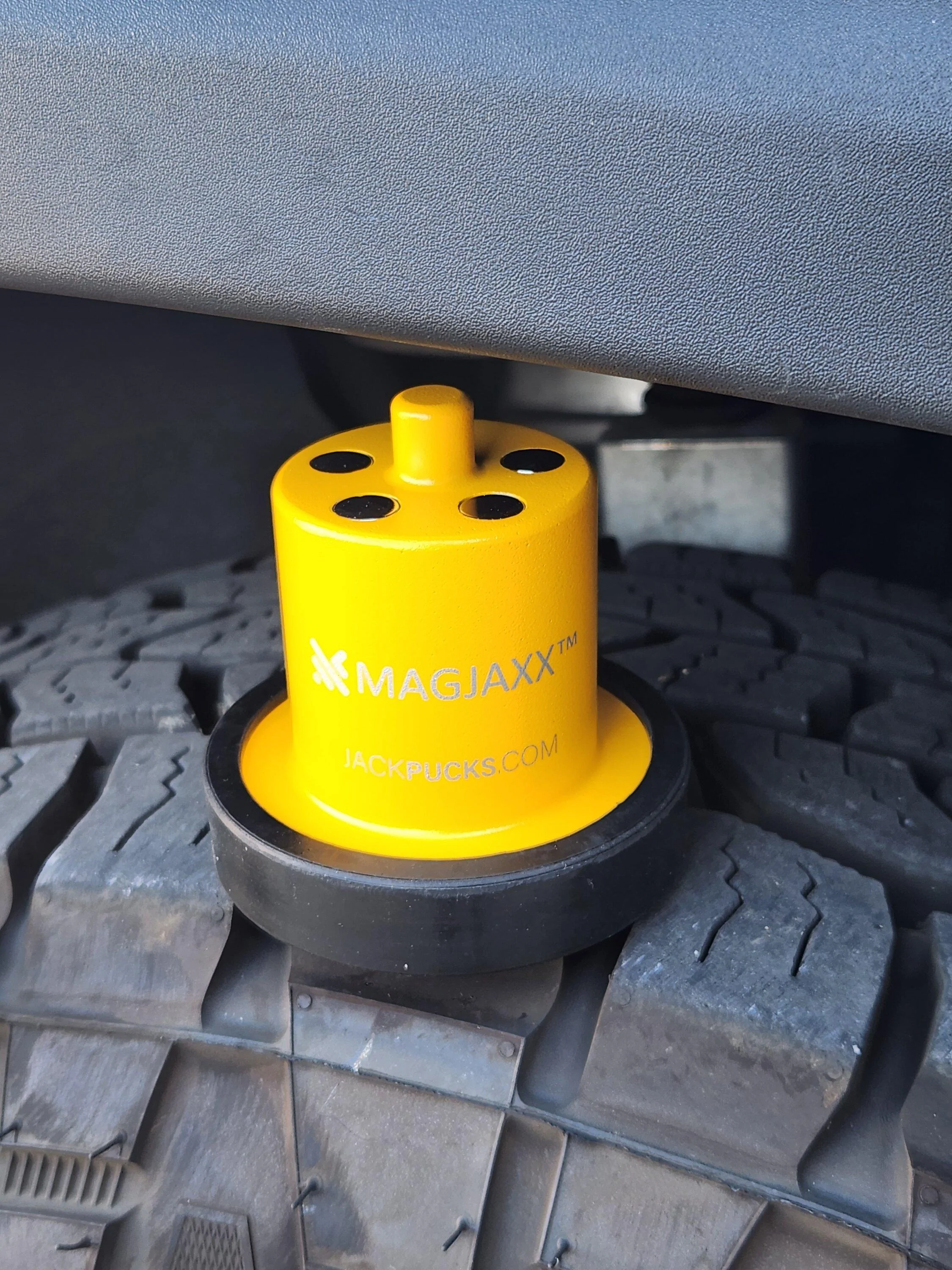 Rivian R1T R1S Rivian Magnetic Jack Pucks Kits *Original* Always In-Stock 20230614_164951