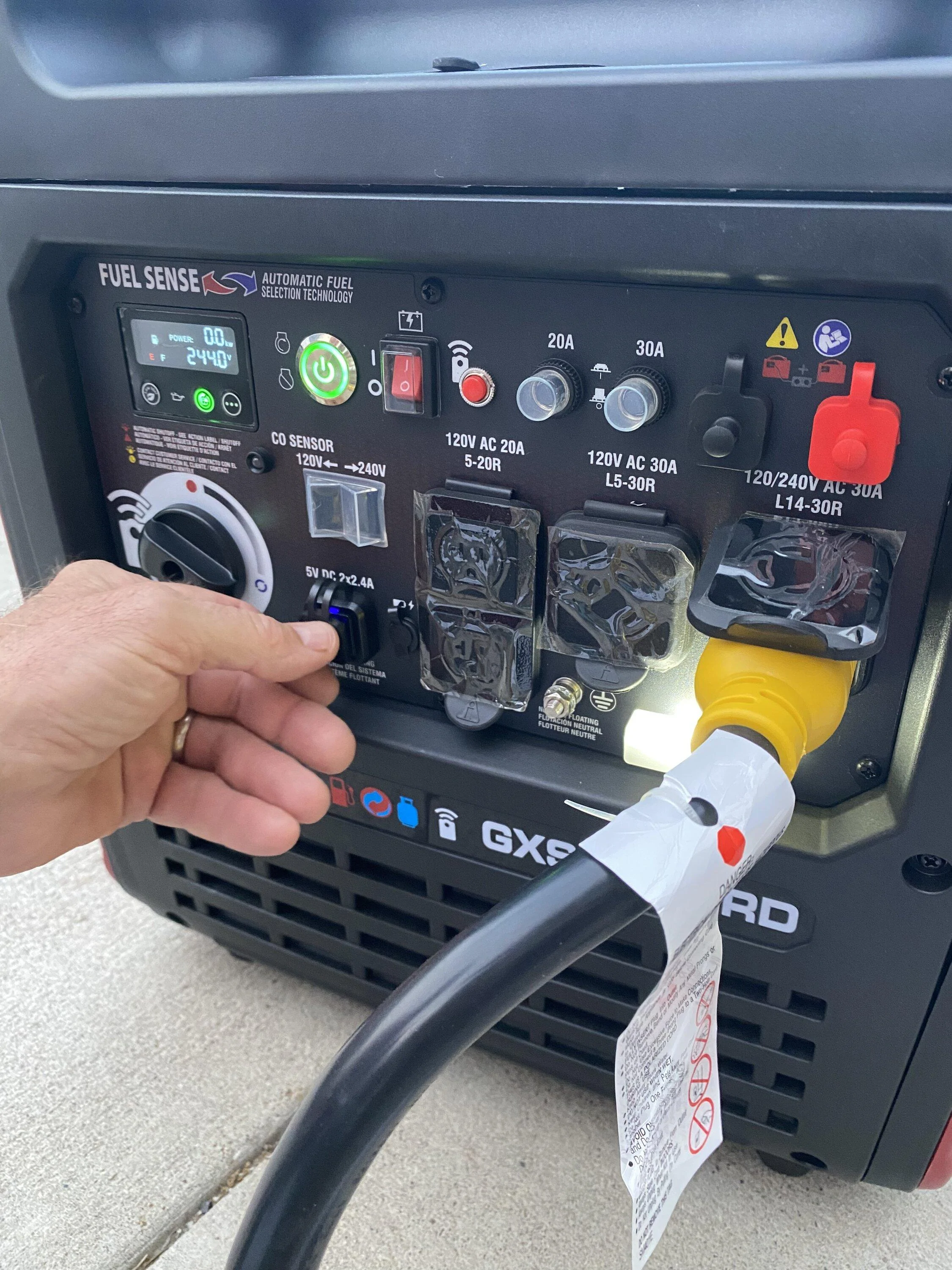Rivian R1T R1S HELP Charging with generator 3239688F-0AF3-4449-BFF3-3BA107544108