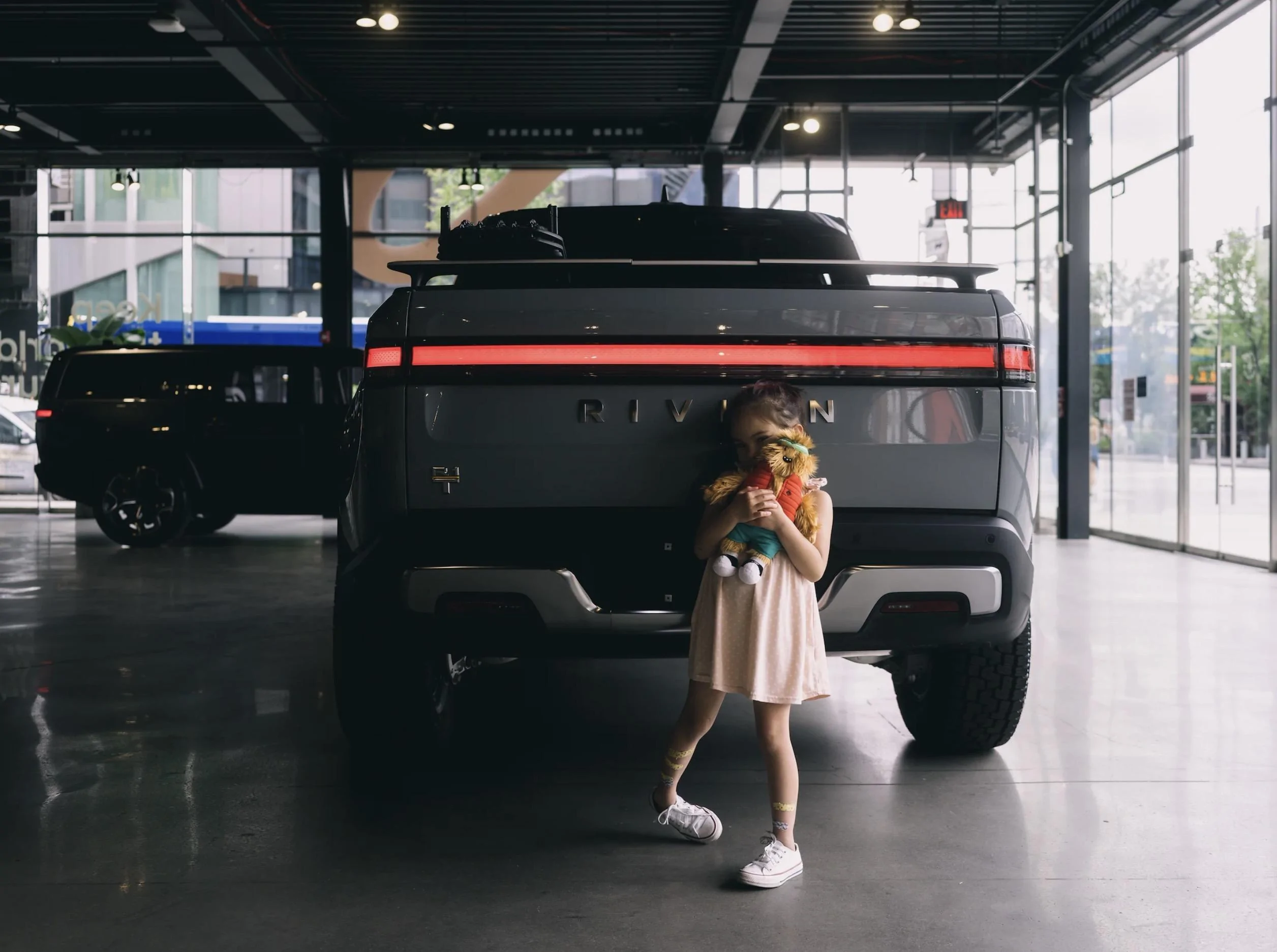 Rivian R1T R1S ? NOW OPEN! Rivian NYC Manhattan Hub. Also coming to Vancouver, Seattle, Denver, Chicago, Brooklyn, Atlanta, Pasadena, Nashville, Austin, Boston, SF Screenshot 2023-06-15 at 4.03.35 PM