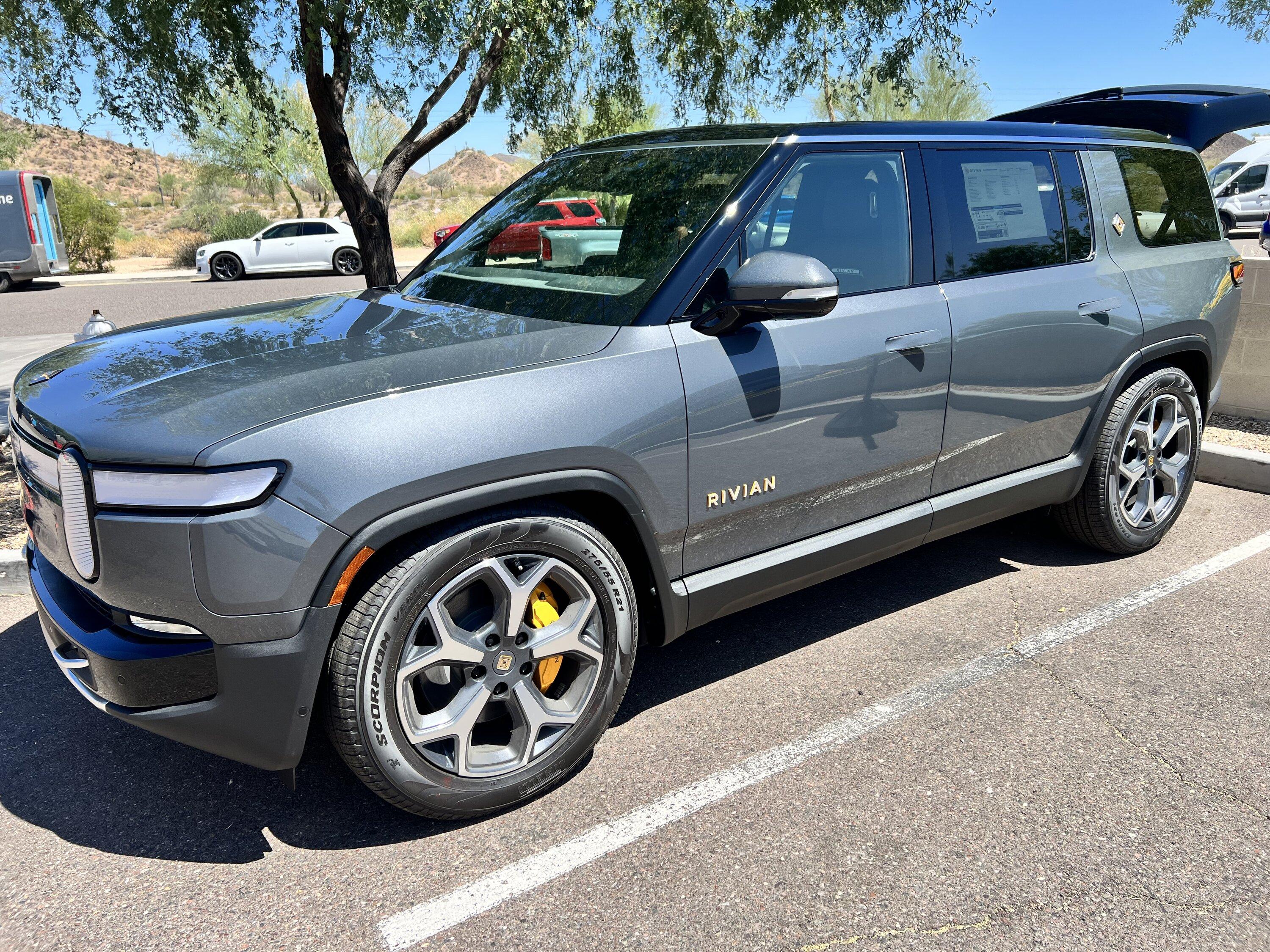 Rivian R1T R1S El CAP GRANITE Rivian Photos Photo Jun 16 2023, 10 35 33 AM
