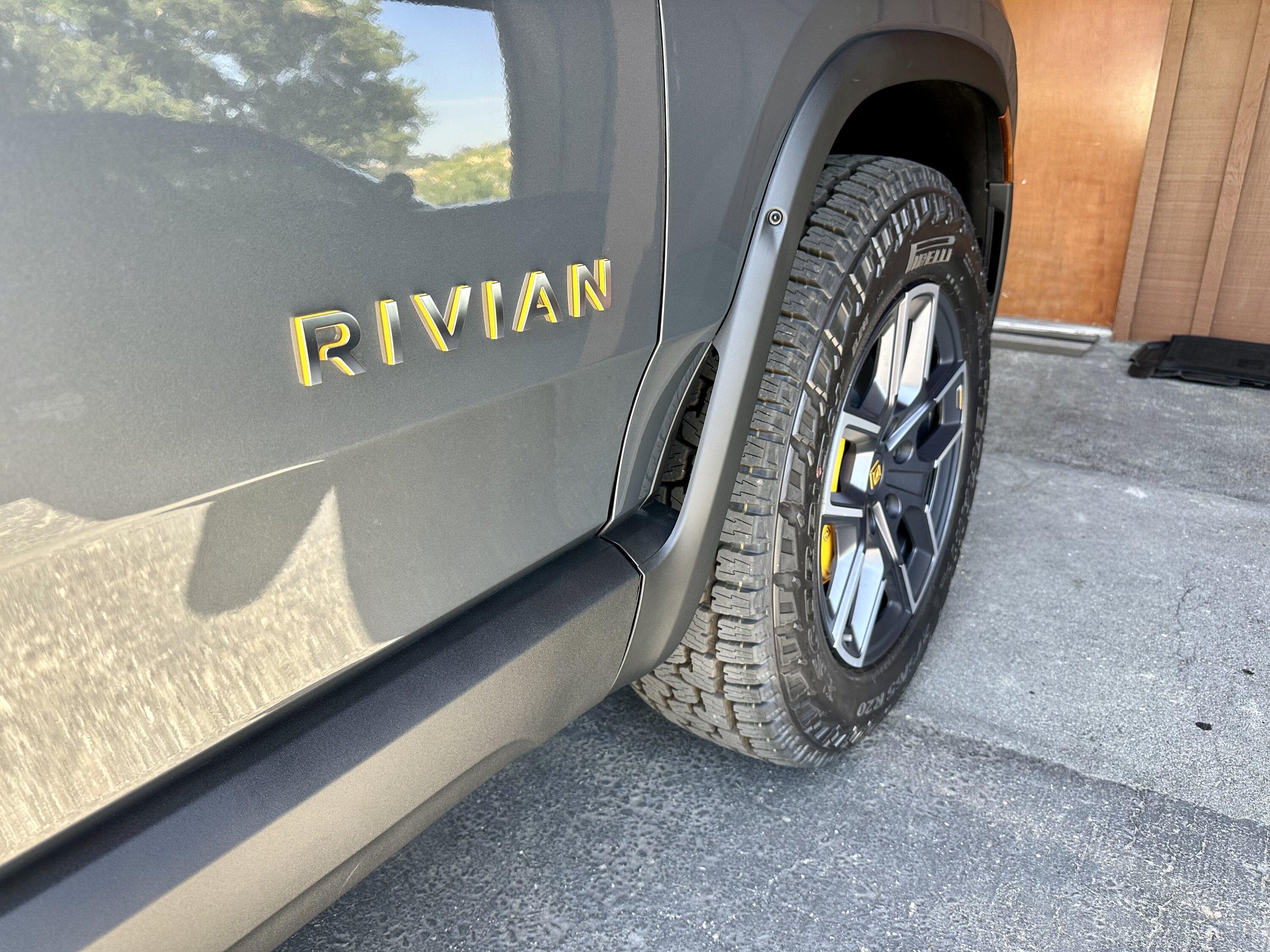 Rivian R1T R1S El CAP GRANITE Rivian Photos IMG_1177