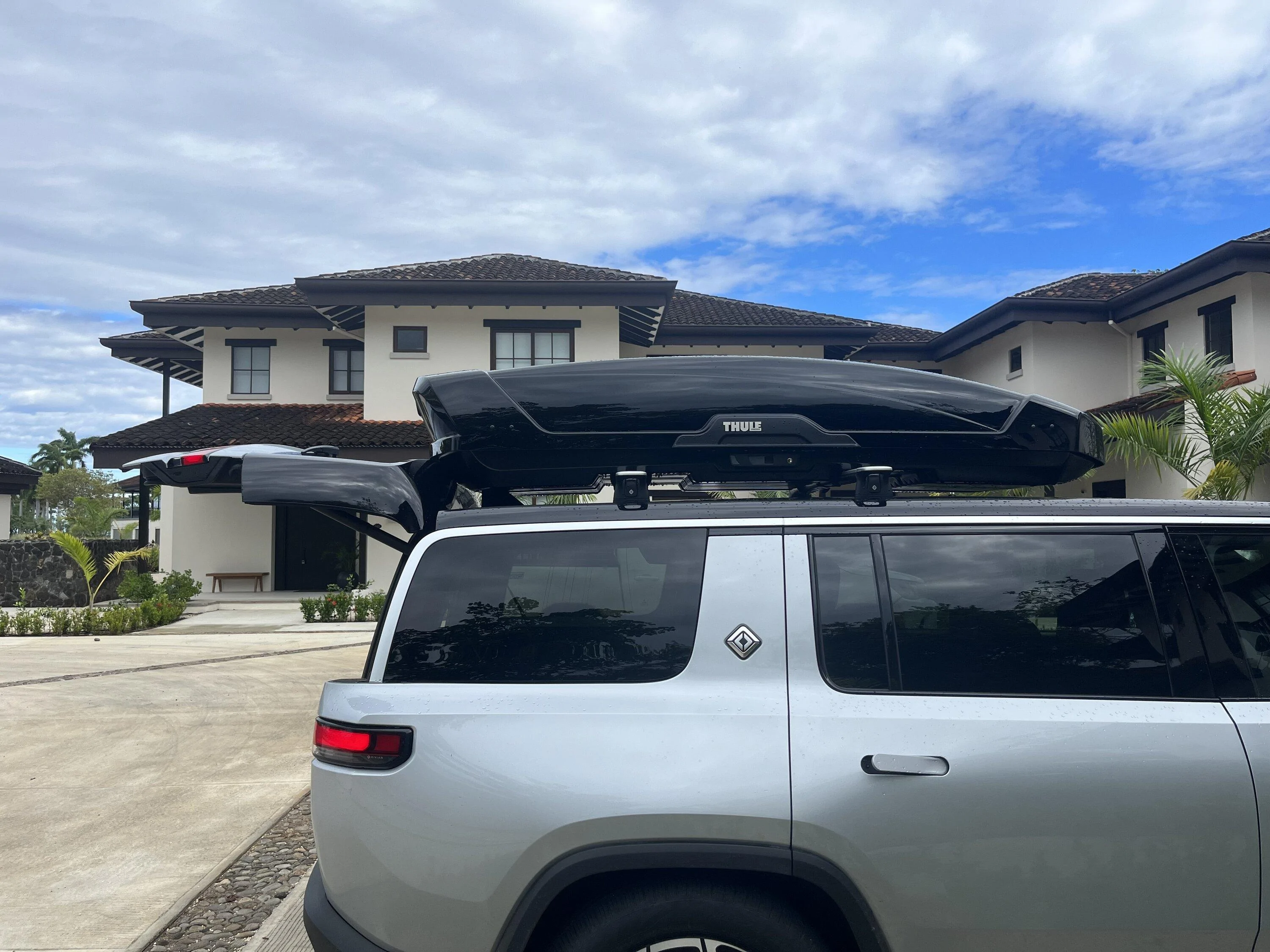 Rivian R1T R1S Roof cargo box recommendations IMG_1414