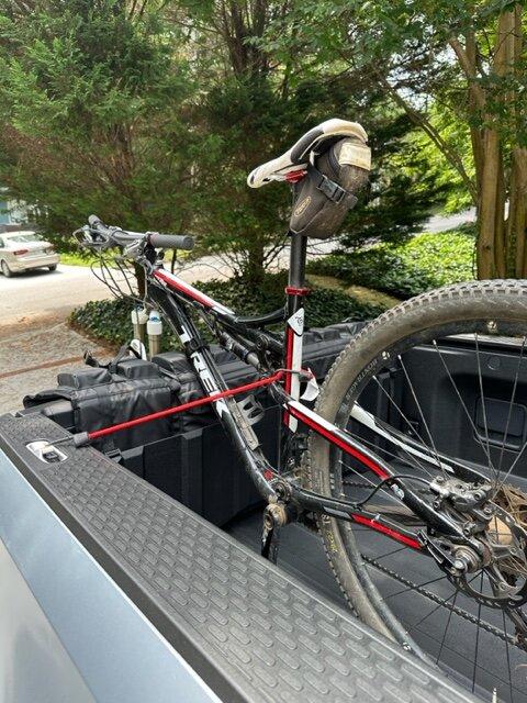 Rivian R1T R1S Tailgate MTB pad - Rivian R1T mtb4