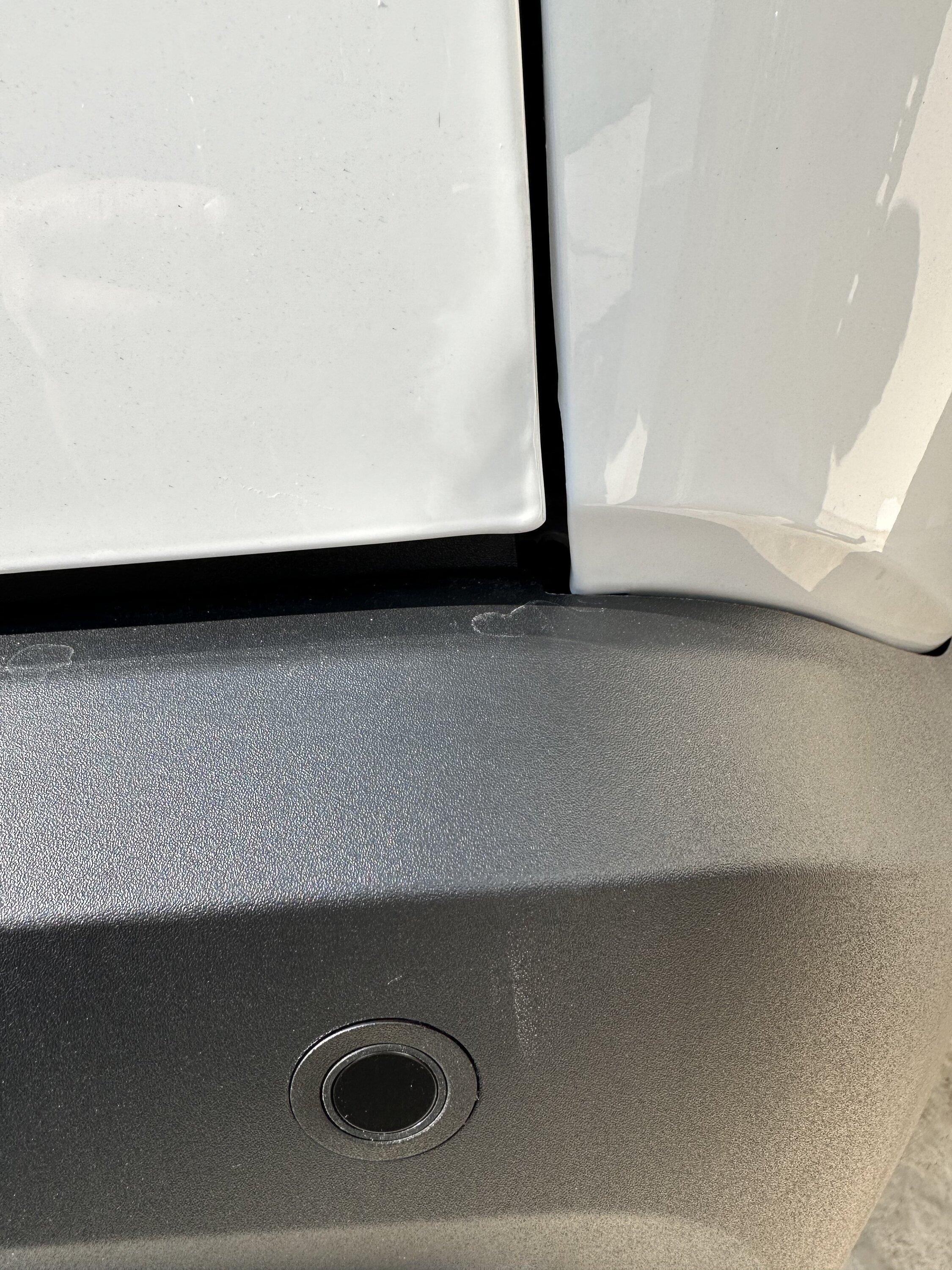 Rivian R1T R1S R1T paint issues & QC. IMG_6397
