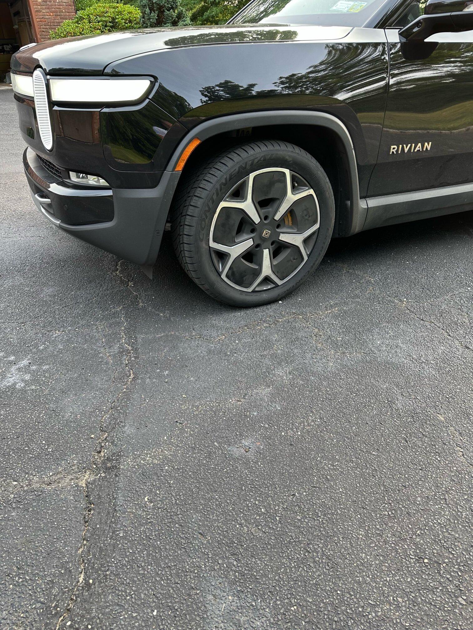Rivian R1T R1S 50 Aspect Tires on OEM 21" Wheels image4
