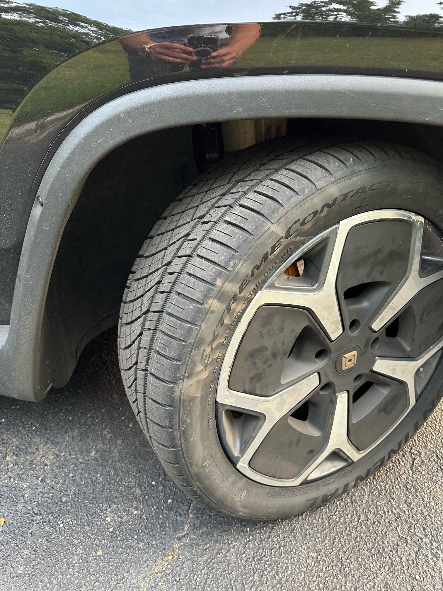 Rivian R1T R1S 50 Aspect Tires on OEM 21" Wheels image6