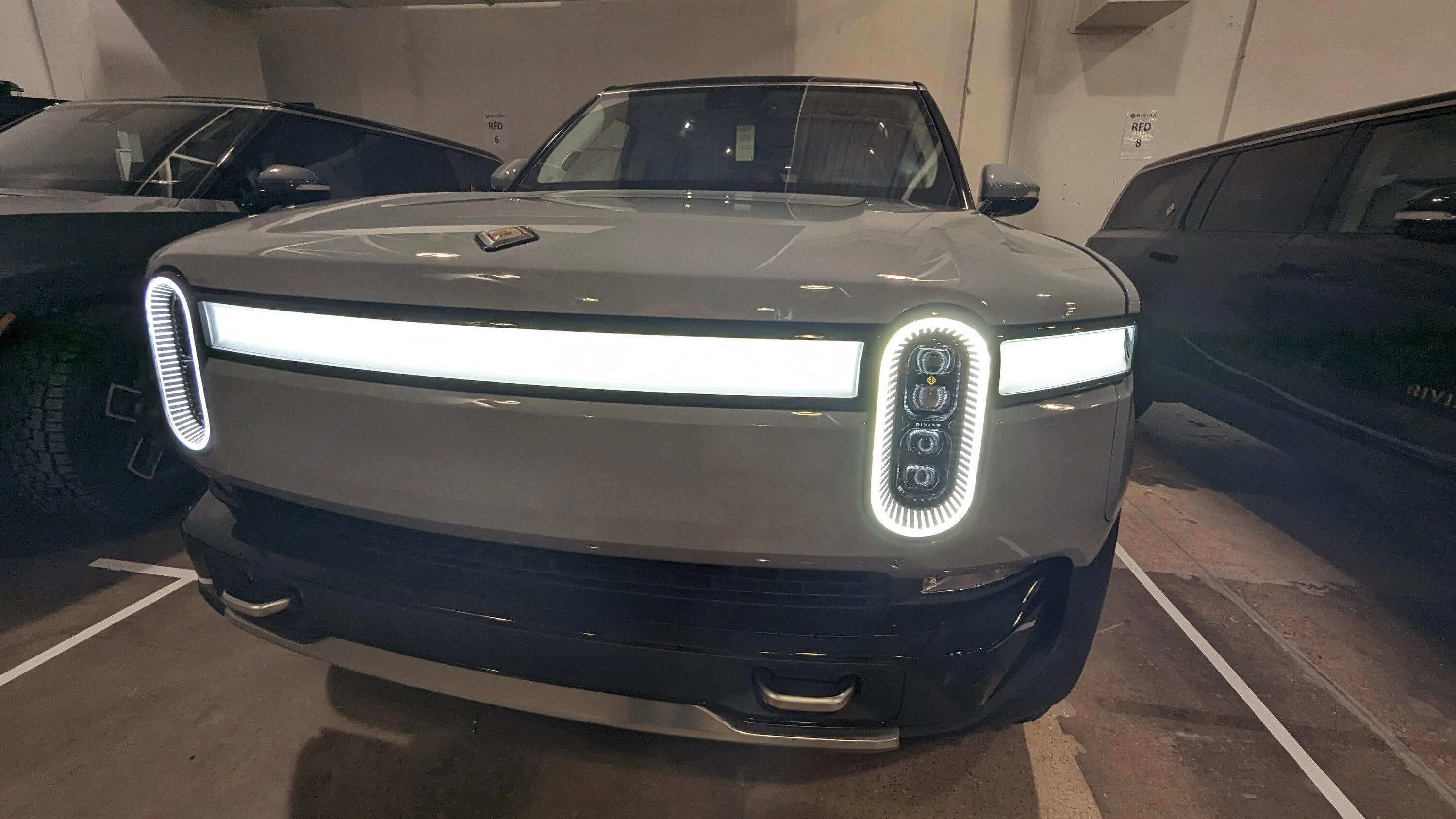 Rivian R1T R1S Rivian executive acknowledges R1S AC noise problem PXL_20230622_203411680.MP