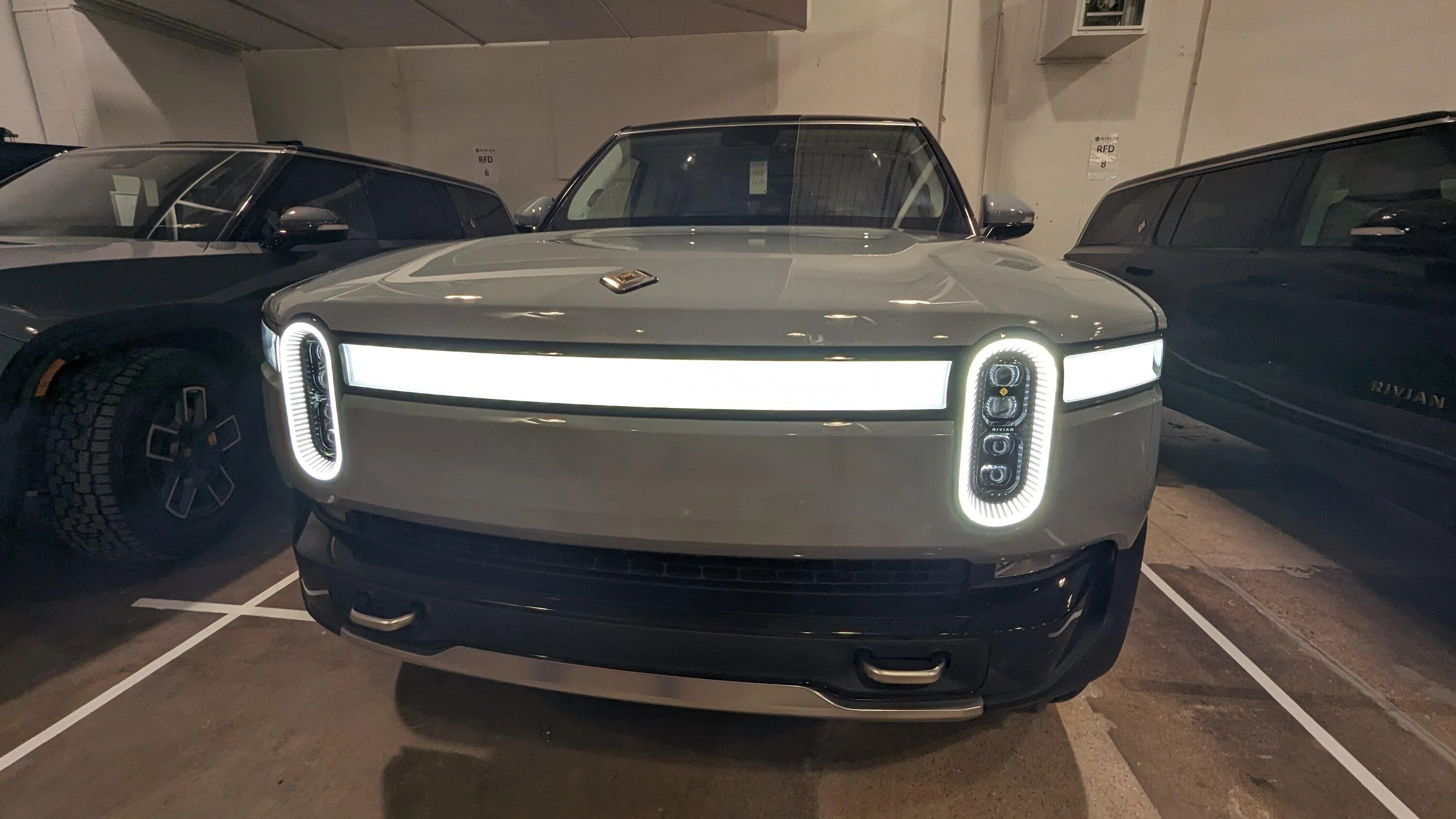 Rivian R1T R1S Rivian executive acknowledges R1S AC noise problem PXL_20230622_203413868.MP