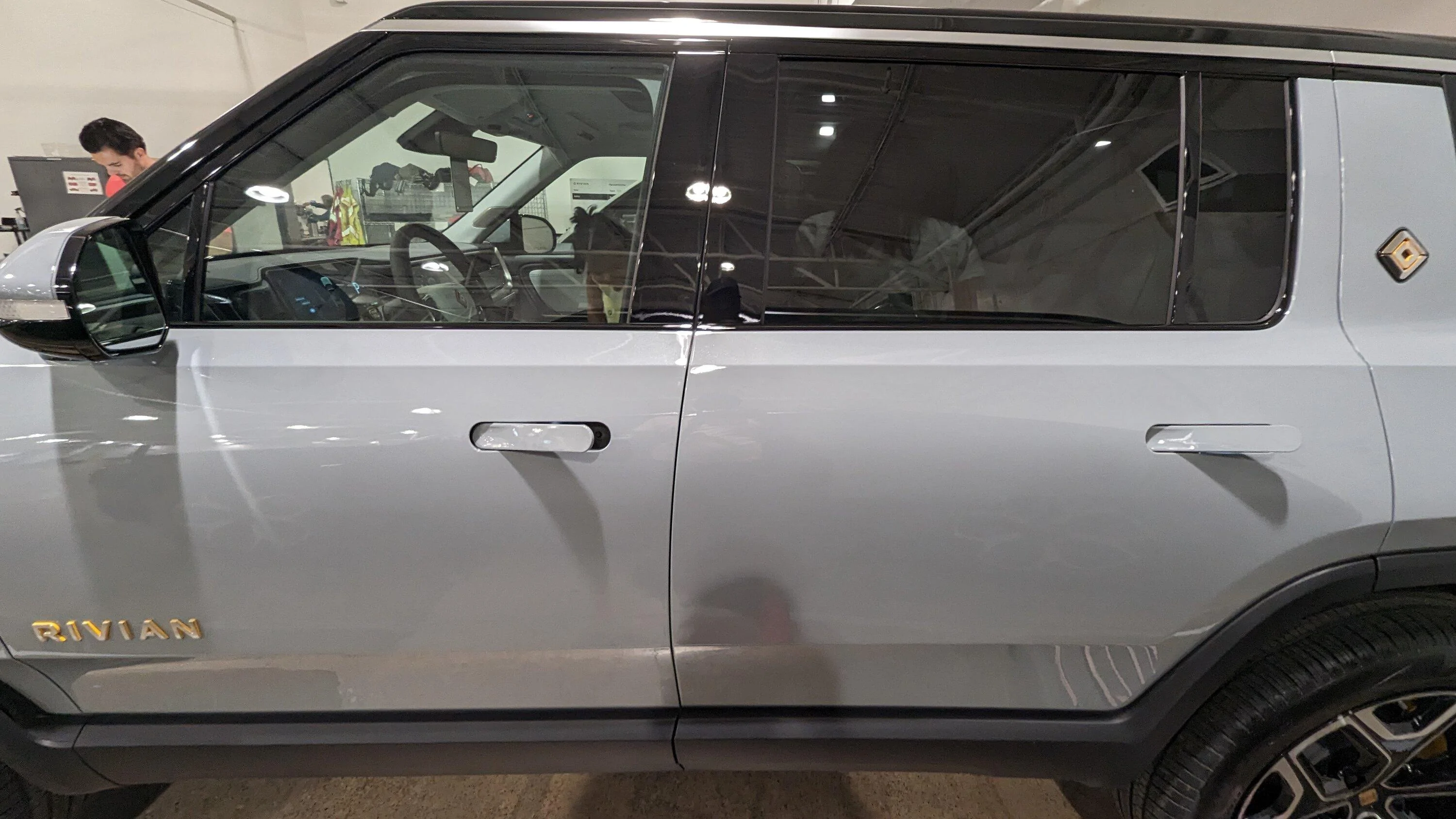Rivian R1T R1S Rivian executive acknowledges R1S AC noise problem PXL_20230622_203357106.MP