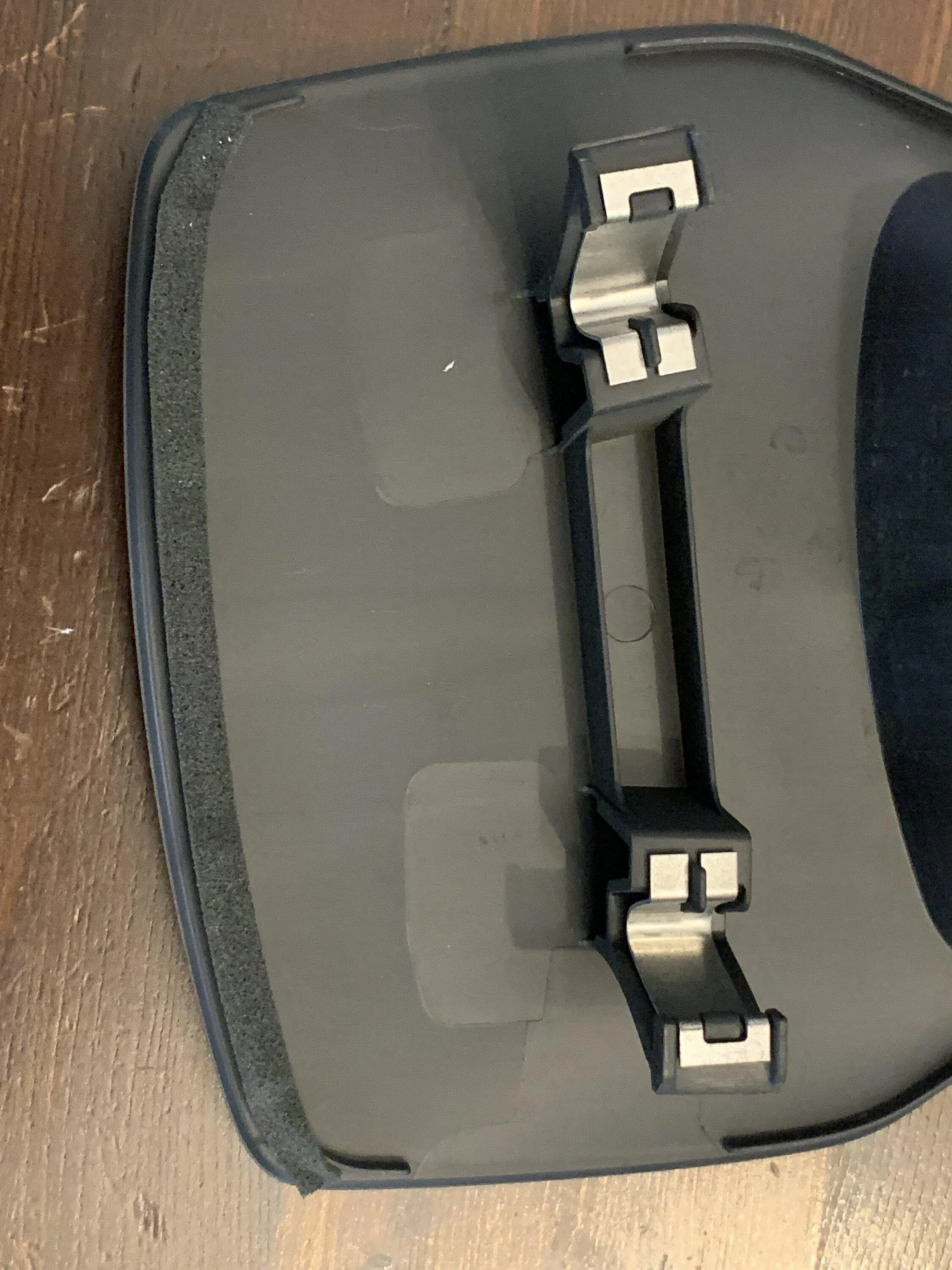Rivian R1T R1S Prevent Damage to 21" Rims from Aero Covers IMG_2829