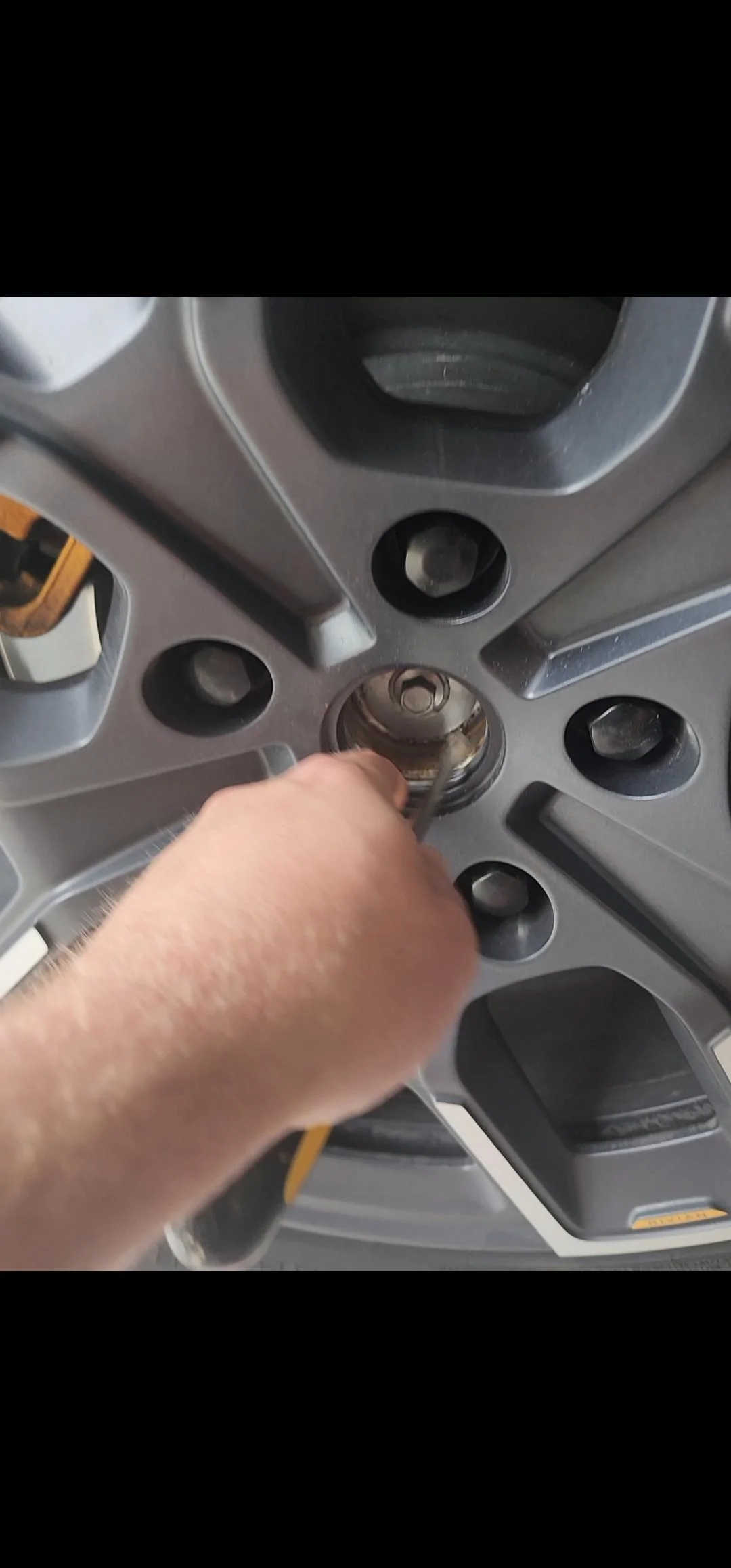 Rivian R1T R1S General NVH / Squeaks / Noises / Rattles Solutions Screenshot_20230627_162603_Photos