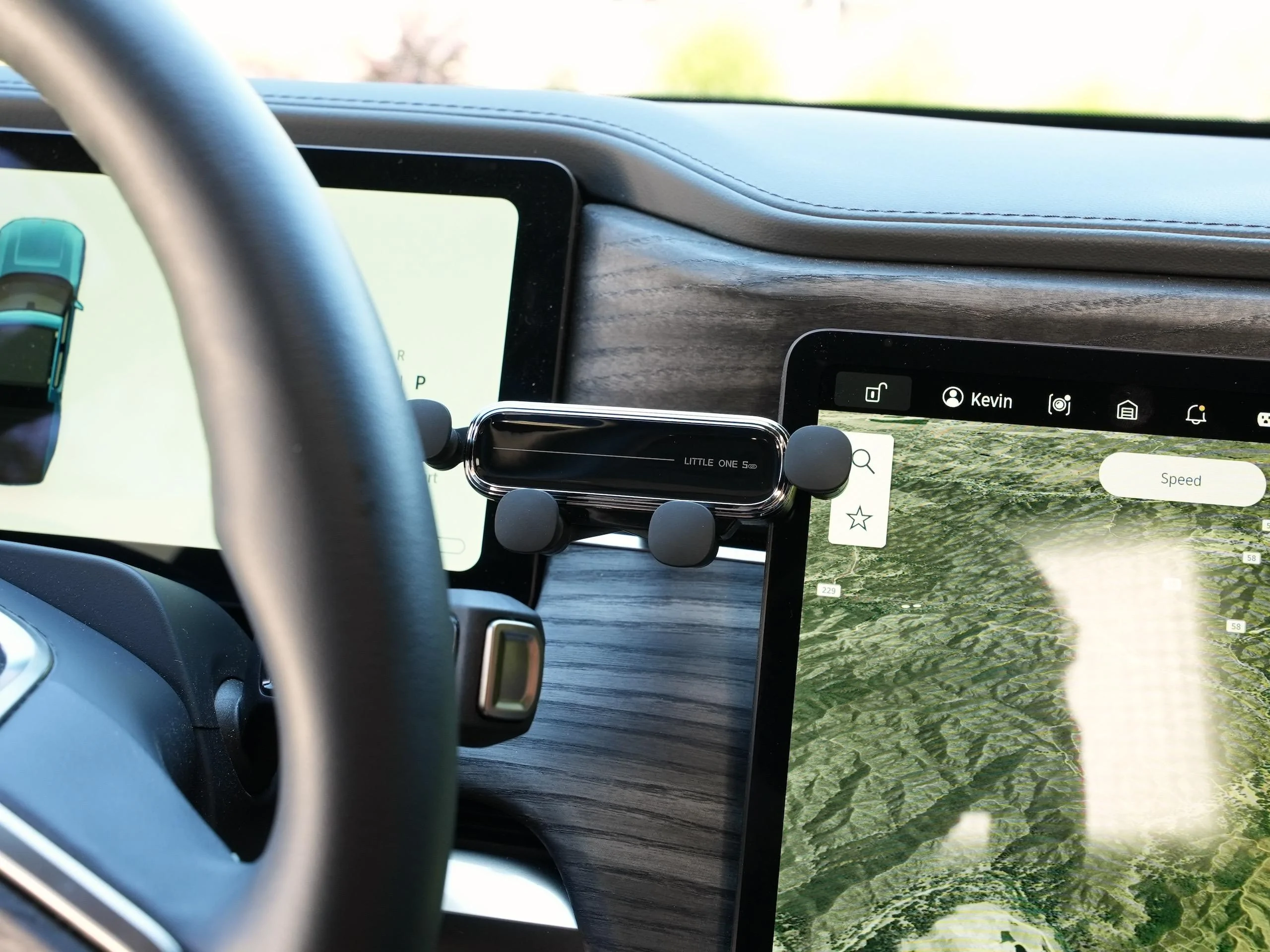 Rivian R1T R1S Mounting a cell phone.  Has anyone done it? DSC01504