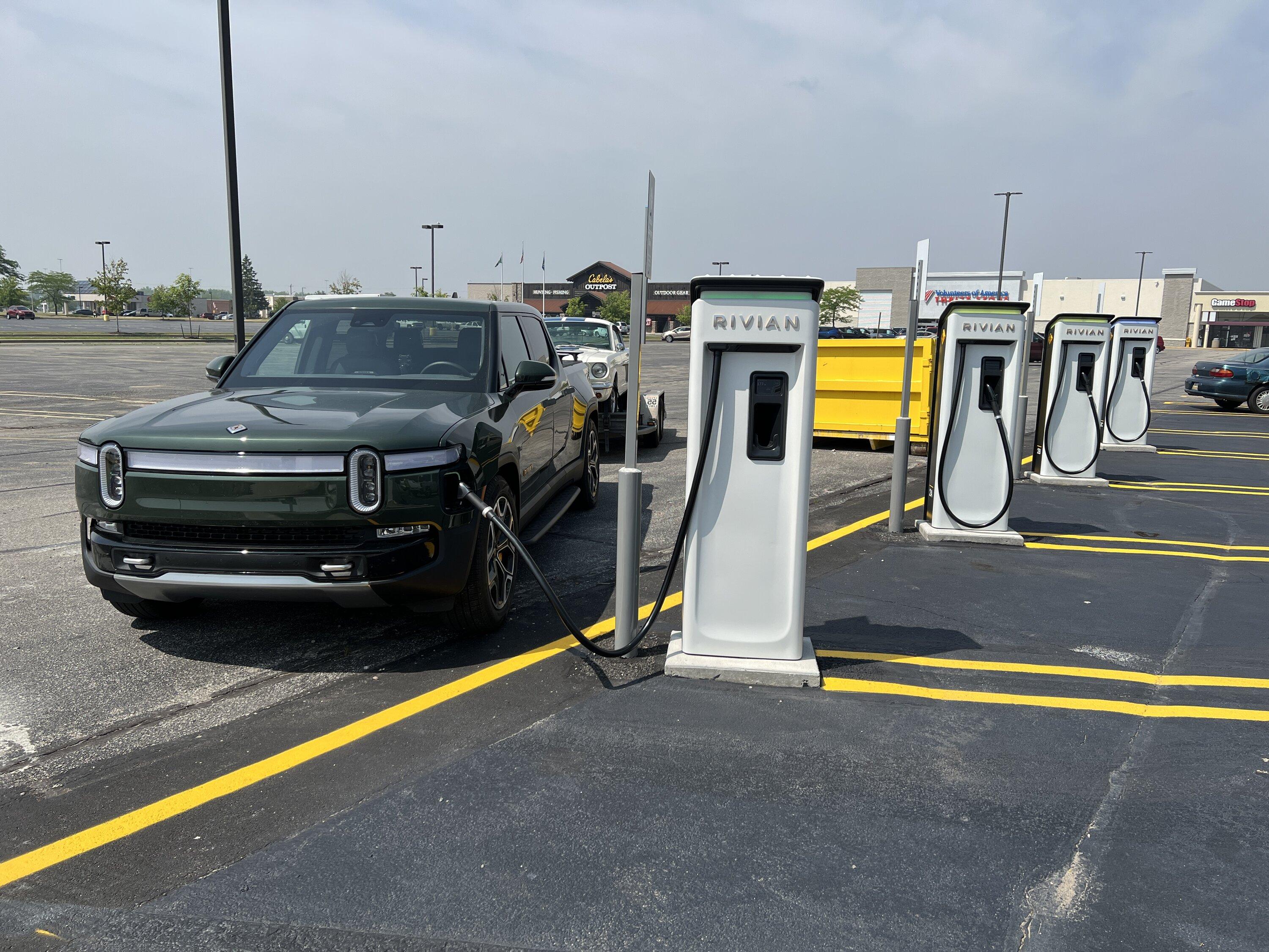 Rivian R1T R1S RAN Rivian Charging Stations Locations Map via Google Maps 20230628_153452210_iOS