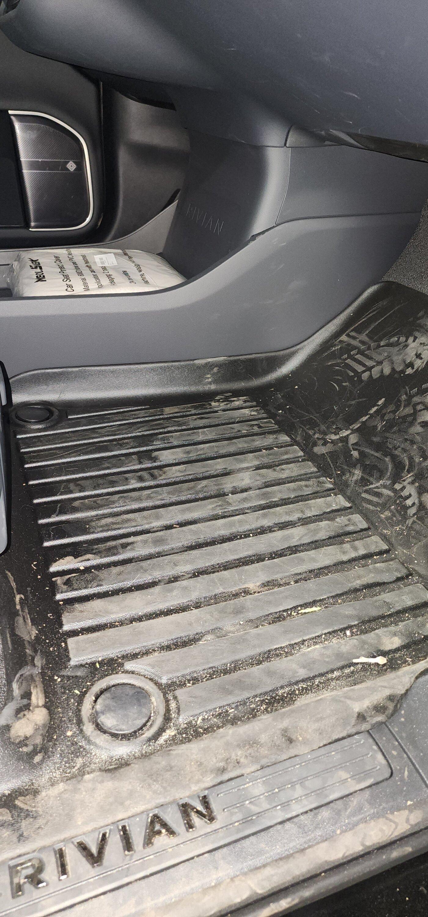 Rivian R1T R1S LinerX Floormats (All Three Rows) & Cargomat Liners (R1S/R1T) 20230628_160204
