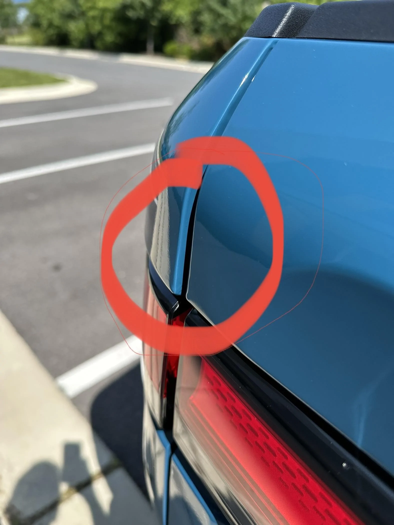 Rivian R1T R1S R1T Stamped Tailgate ok? IMG_6271