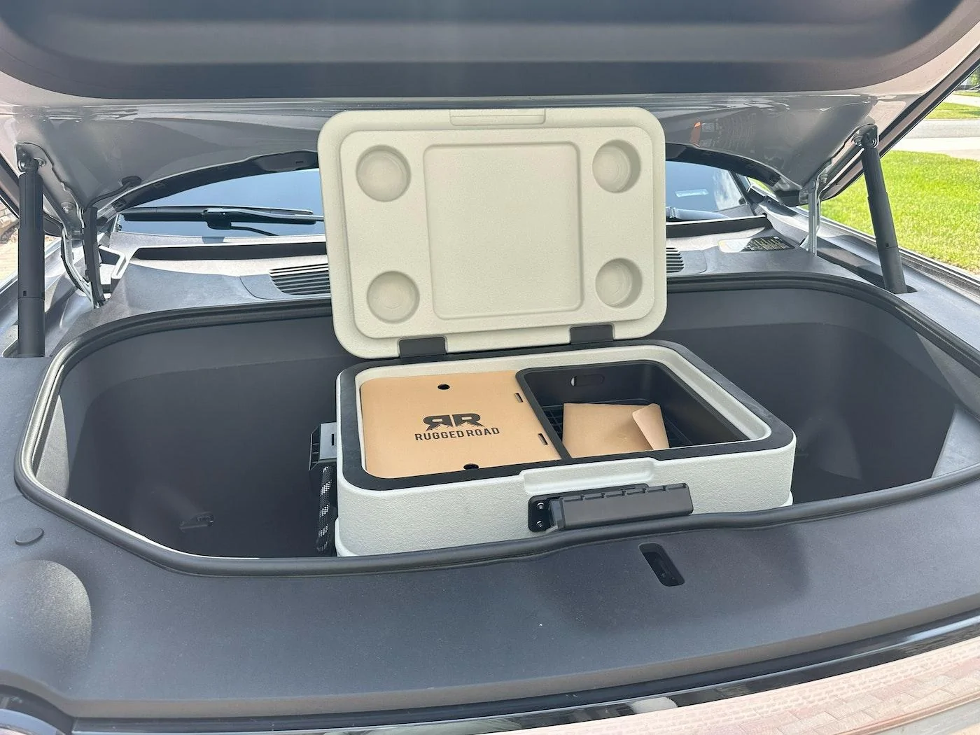 Rivian R1T R1S Rugged Road 45 - the (almost) perfect Frunk Cooler - my review IMG_3286.jpg?ixlib=rails-4.2