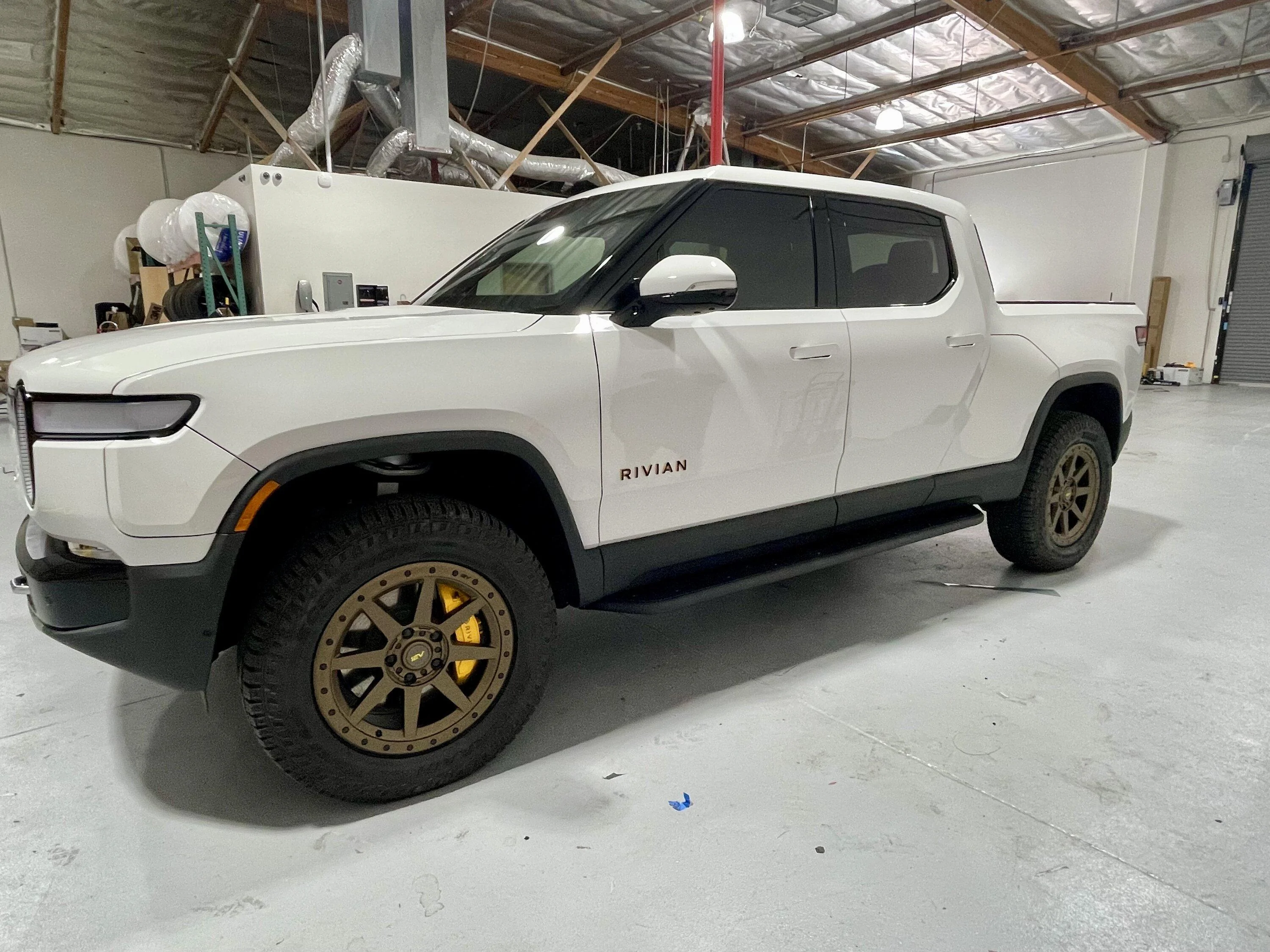 Rivian R1T R1S Introducing RMaxx Running Boards & Rock Sliders for Rivian R1T / R1S from Team 1EV IMG_4300