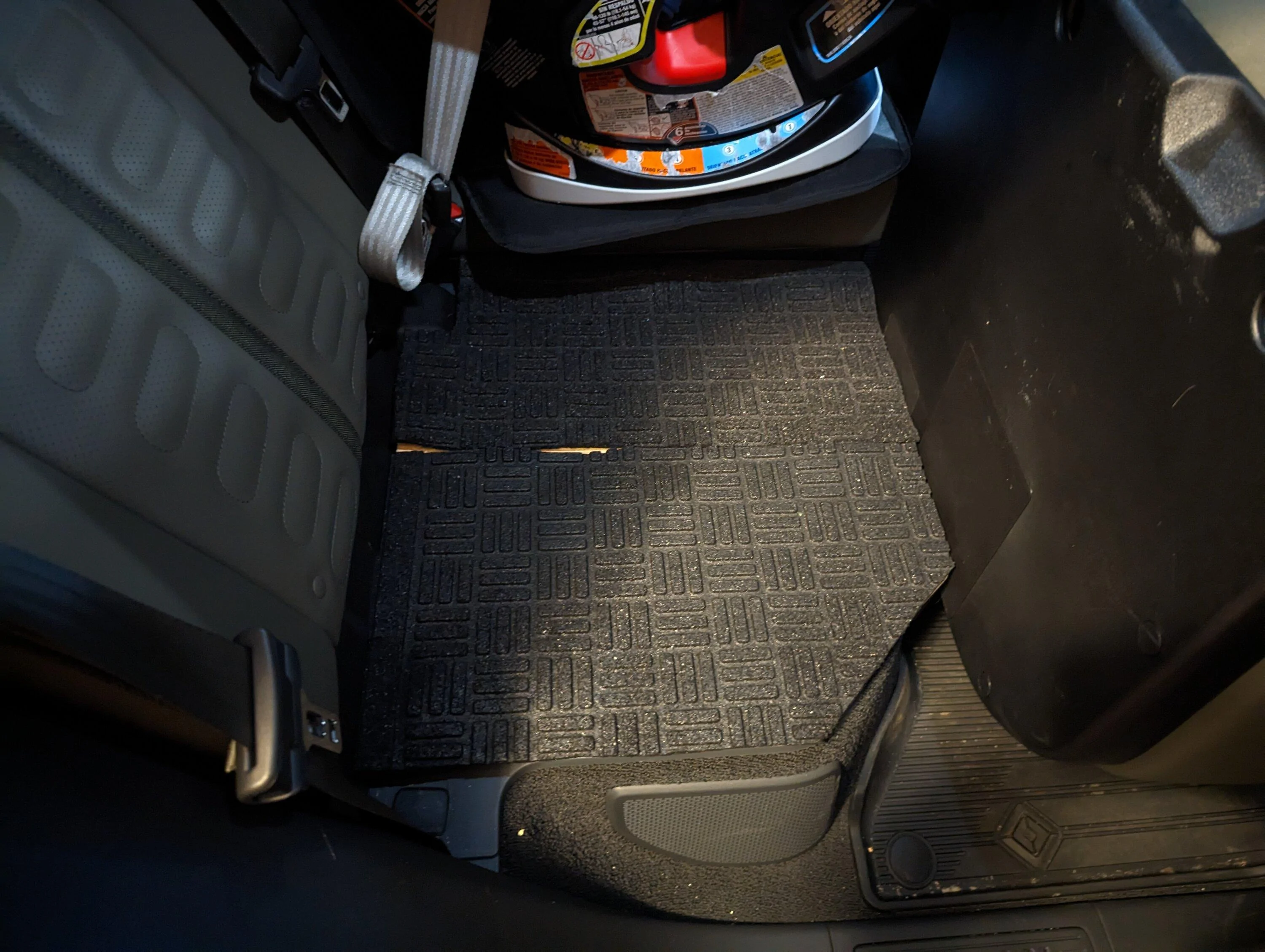 Rivian R1T R1S Dog Platform Bench custom DIY made for R1T back seat PXL_20230514_230655645