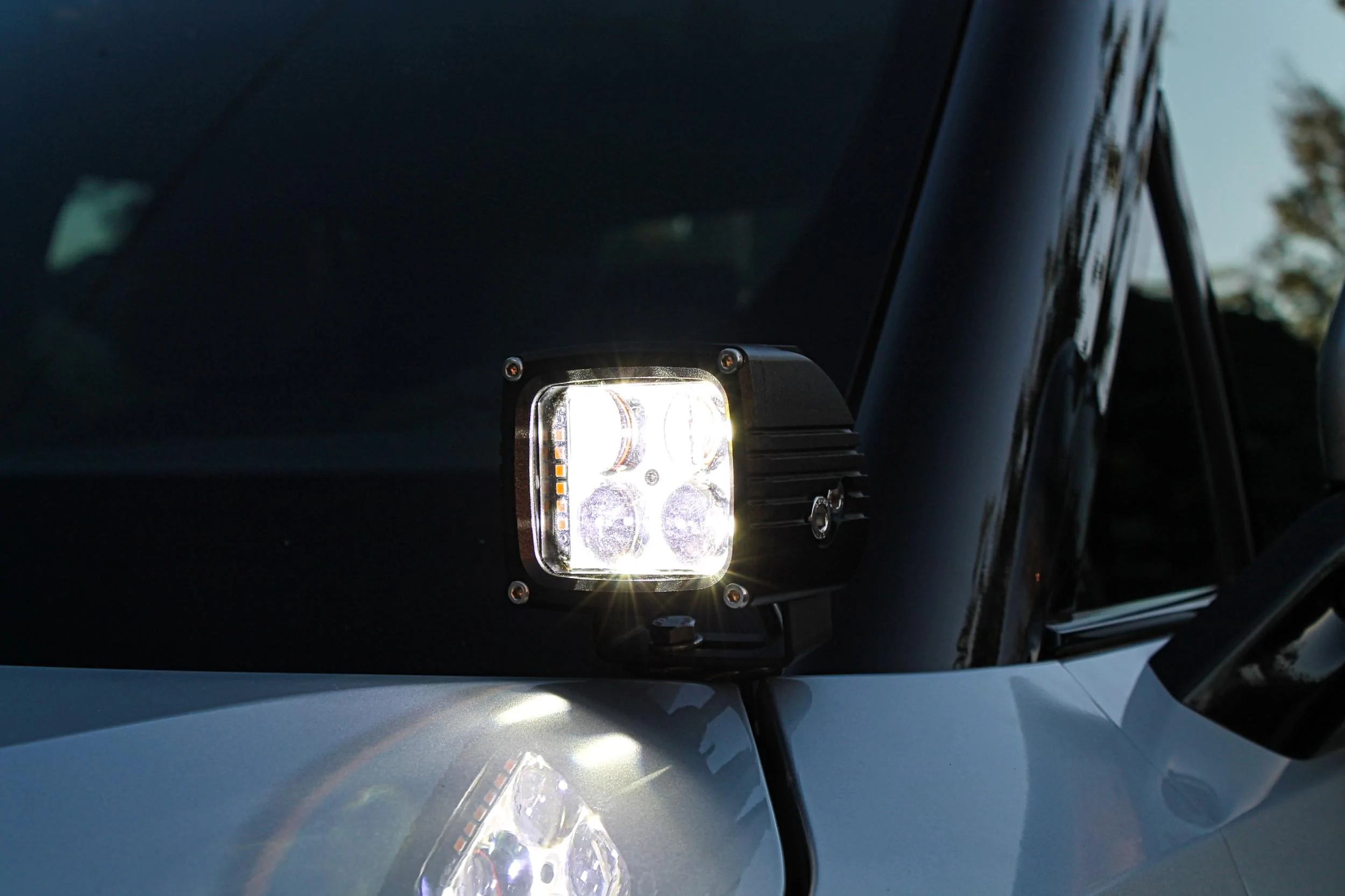 Rivian R1T R1S M&R Automotive Hood Mount Ditch Light Kit For Rivians whit