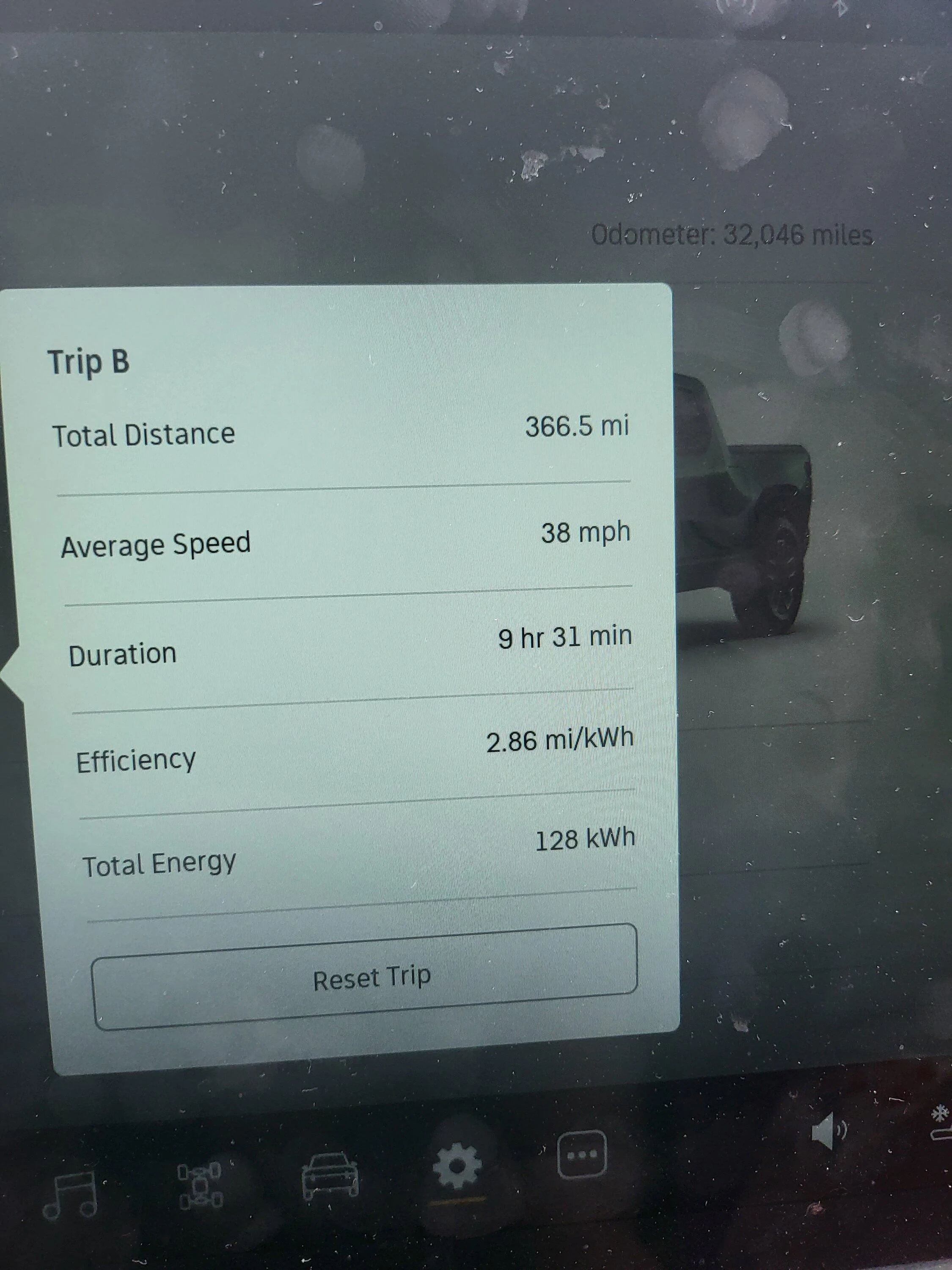 Rivian R1T R1S My R1T's Most Miles Driven on 1 Tank of Battery = 366.5 miles 20230701_185122