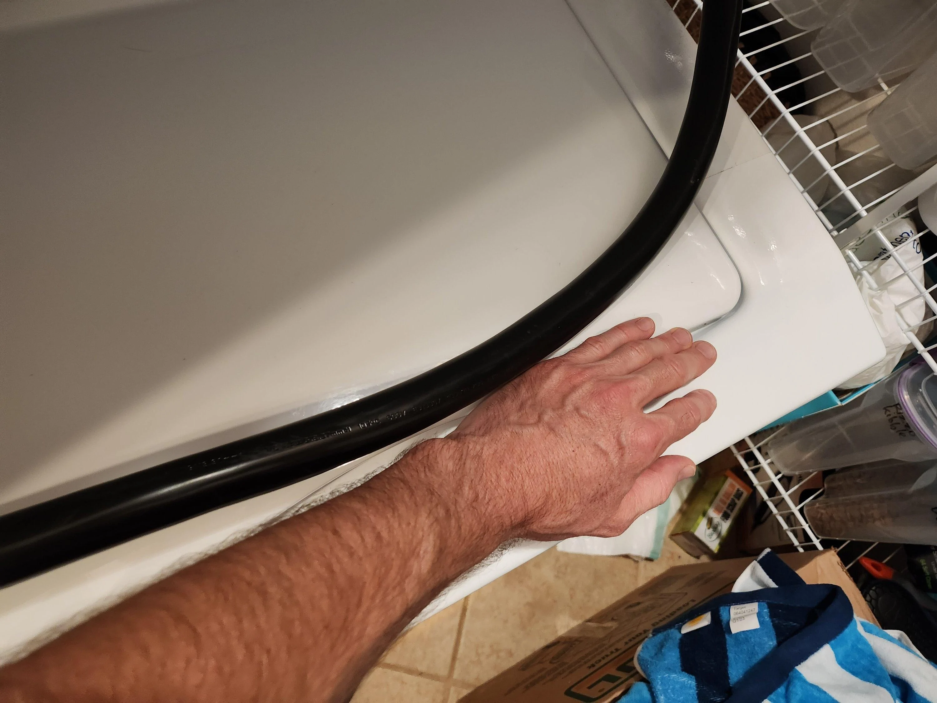 Rivian R1T R1S Trip Report: R1T Moved From Seattle to Maui 20230701_164531