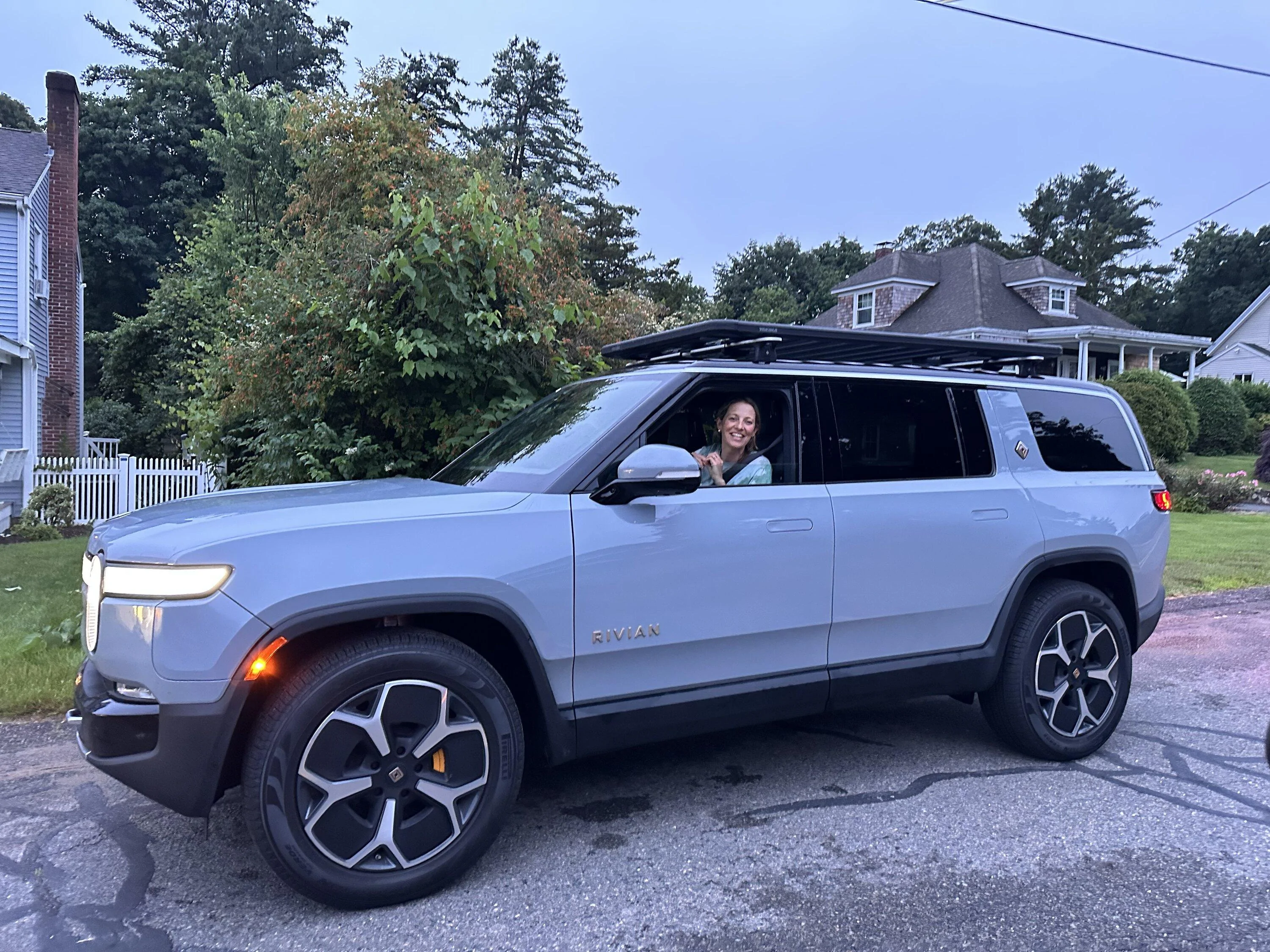 Rivian R1T R1S Stupid Idea? Probably 0075CA41-98B3-4045-AC50-DF28AD92FFE6